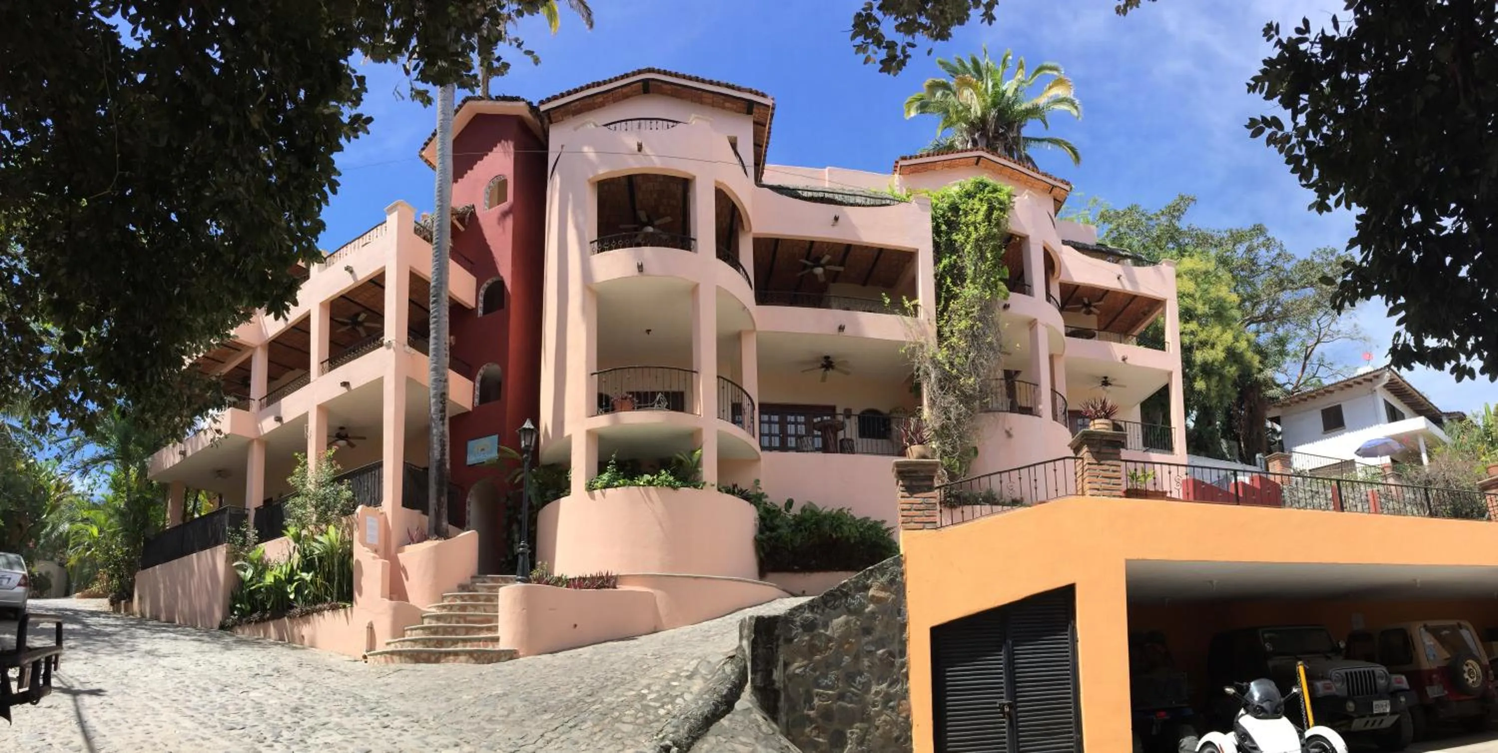 Property building in Villas Vista Suites Sayulita