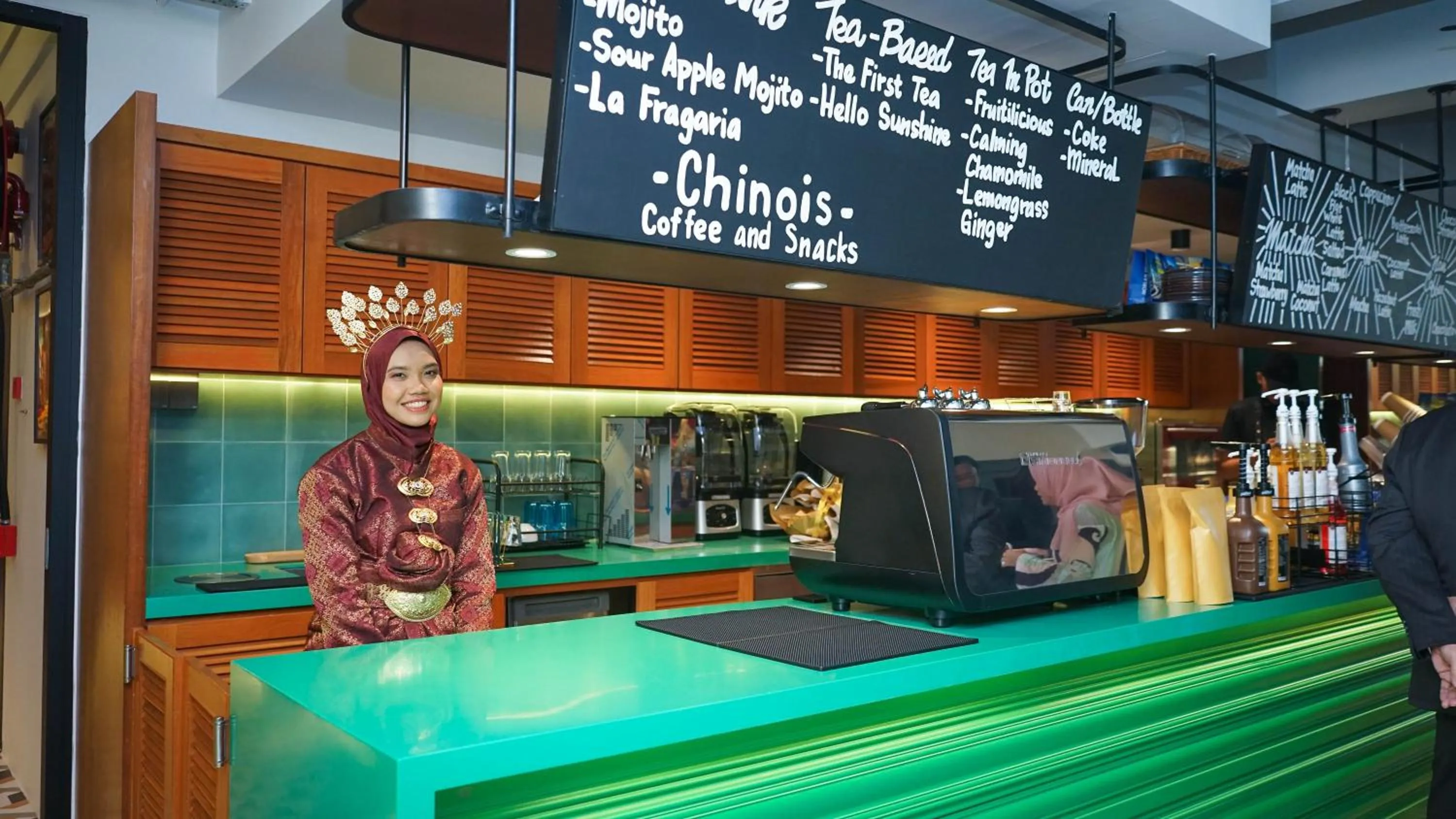 Restaurant/places to eat in The Payang Hotel