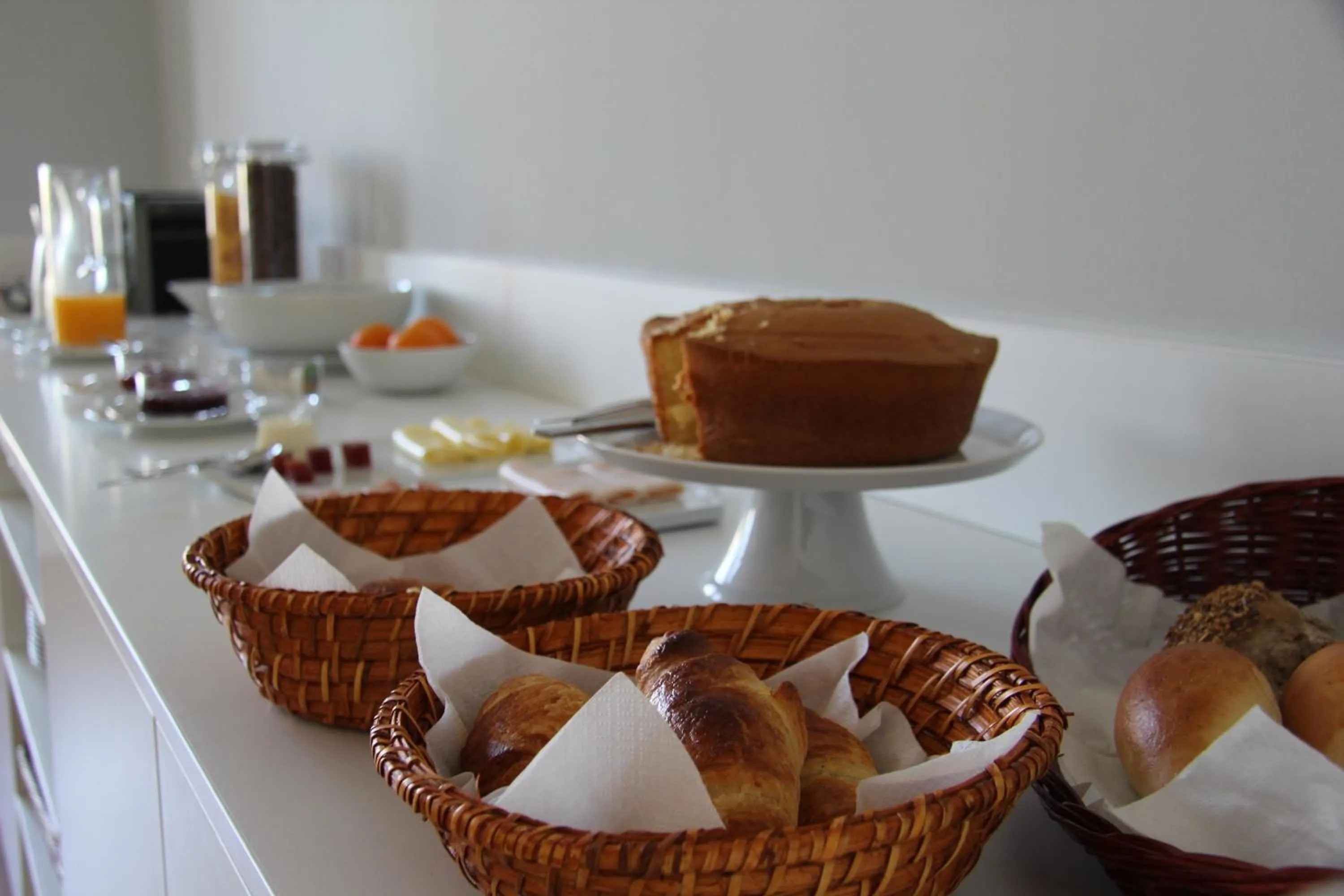 Buffet breakfast in Decanting Porto House