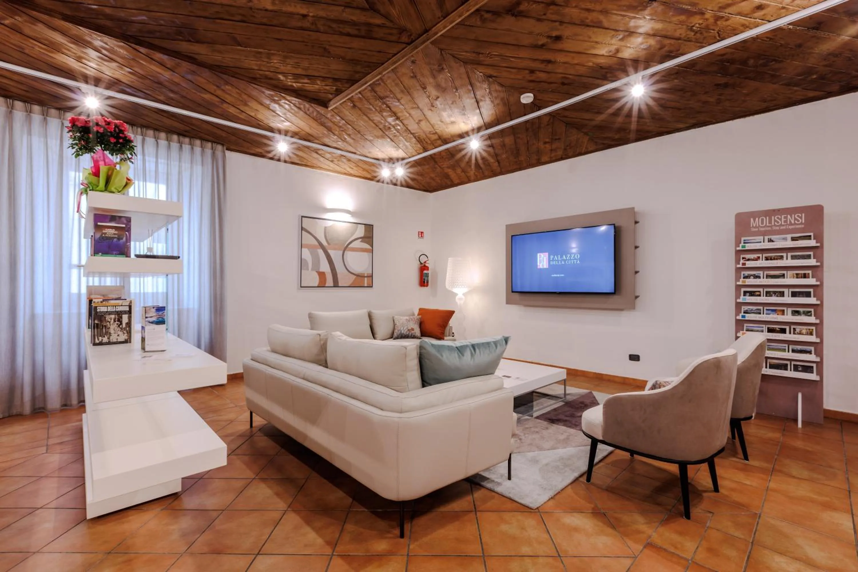 Communal lounge/ TV room in Palazzo della Città