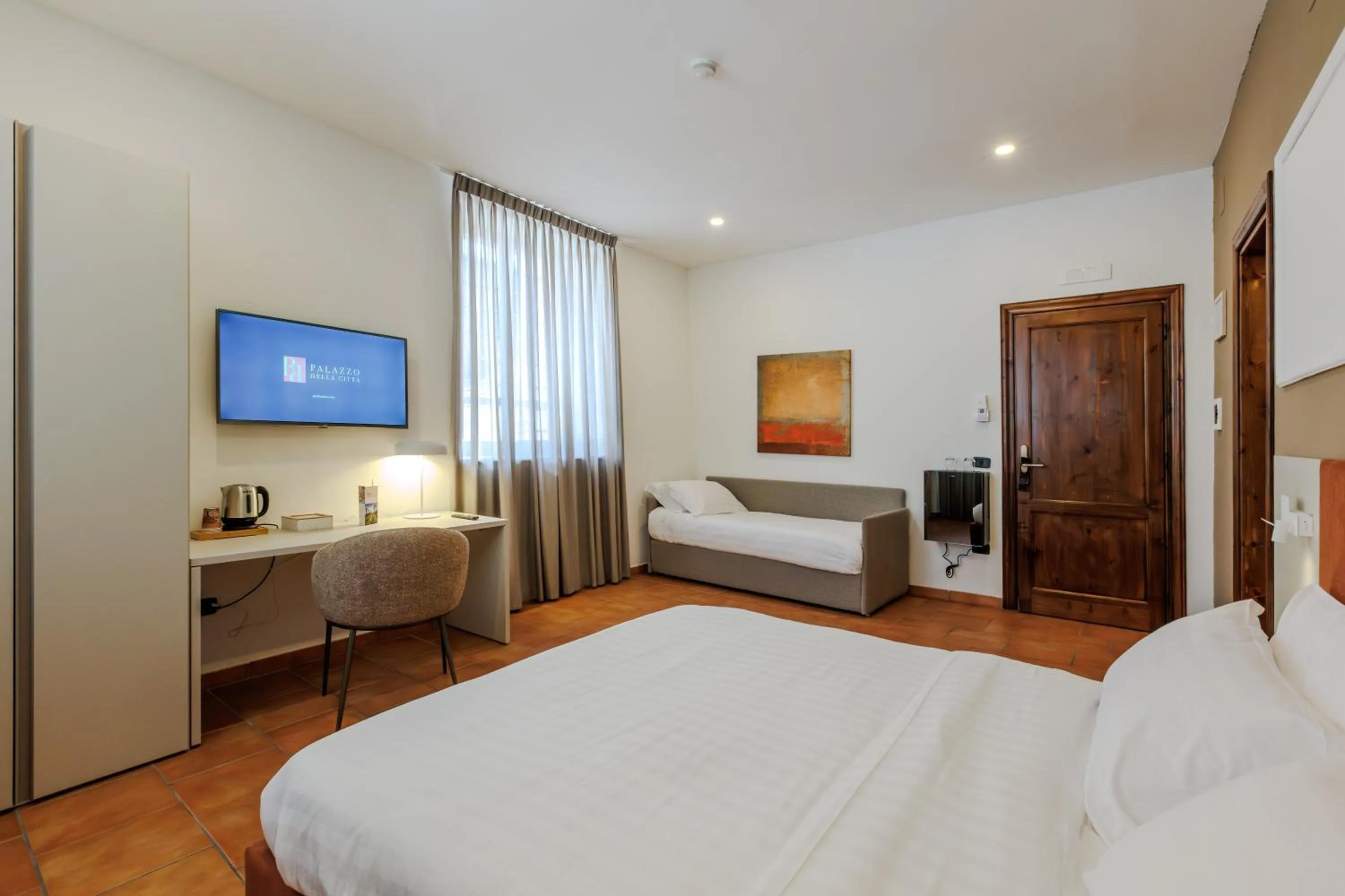 TV and multimedia, Bed in Palazzo della Città