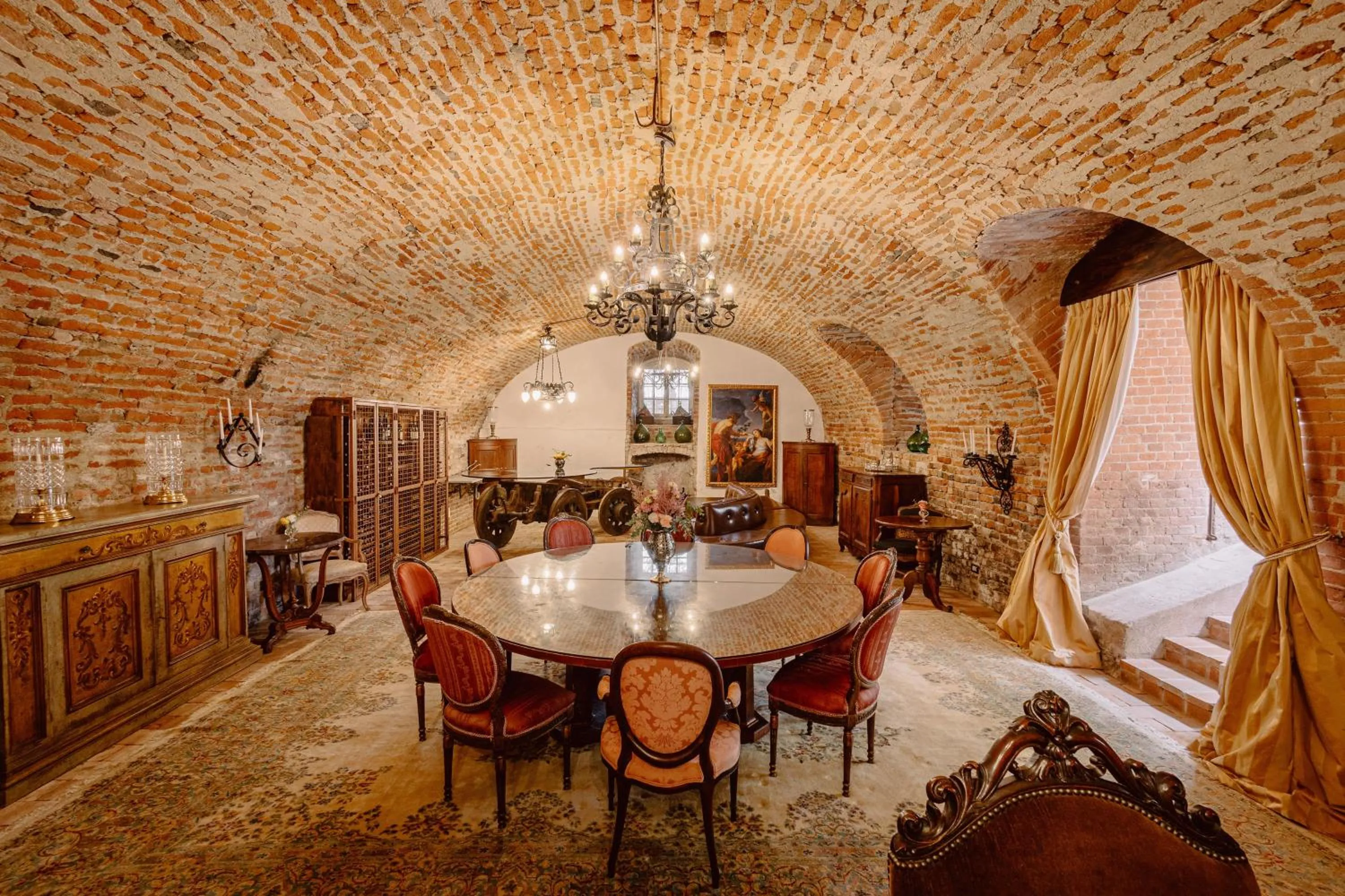 Restaurant/places to eat in Castello di Casalborgone, Luxury Italian Castle Hotel