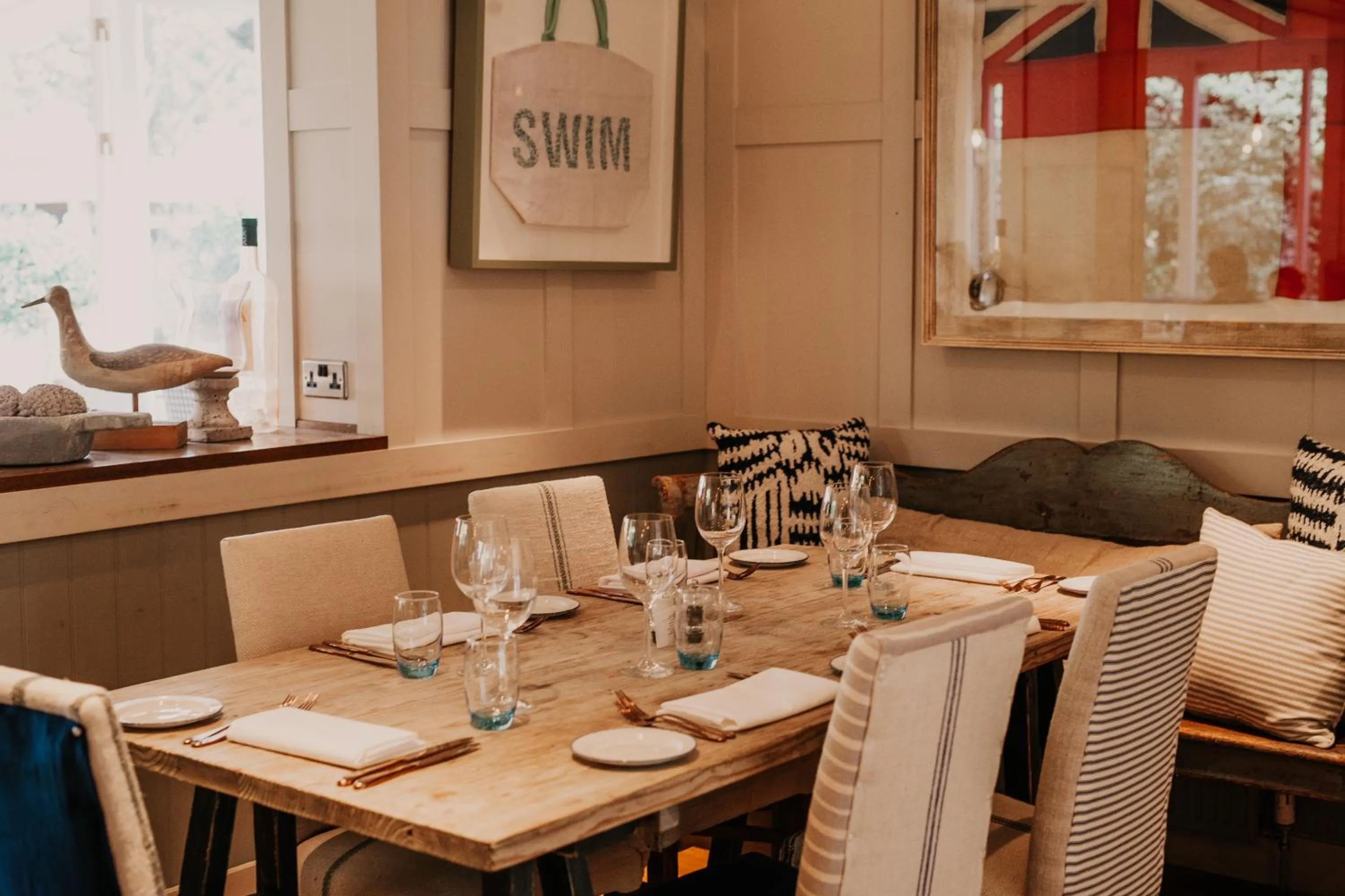 Restaurant/places to eat in The George Hotel and Beach Club