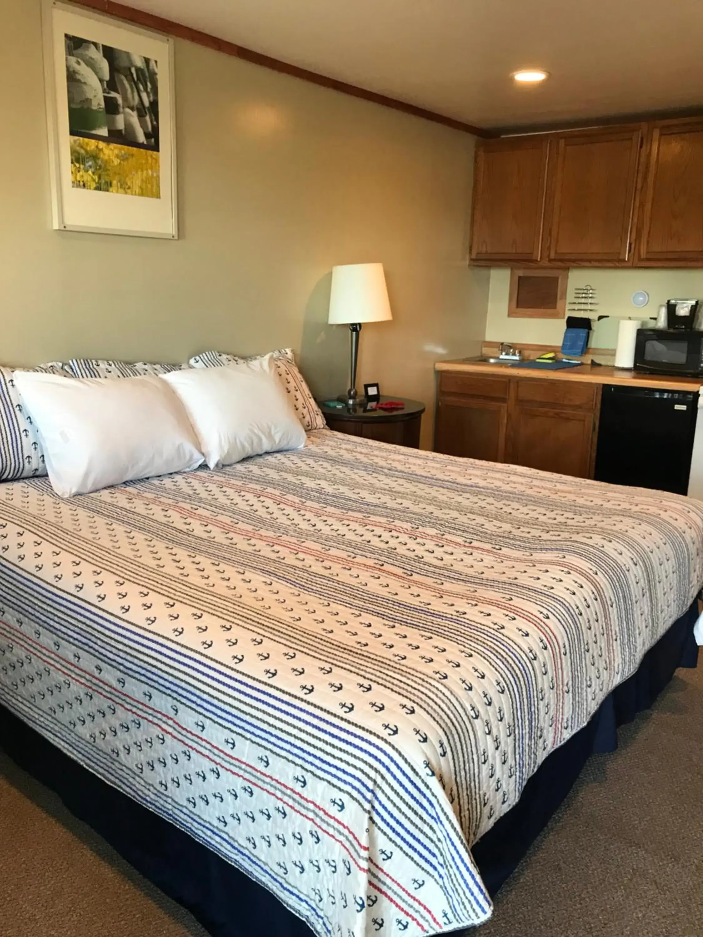 King Room in White Birches Motel King Room in White Birches Motel