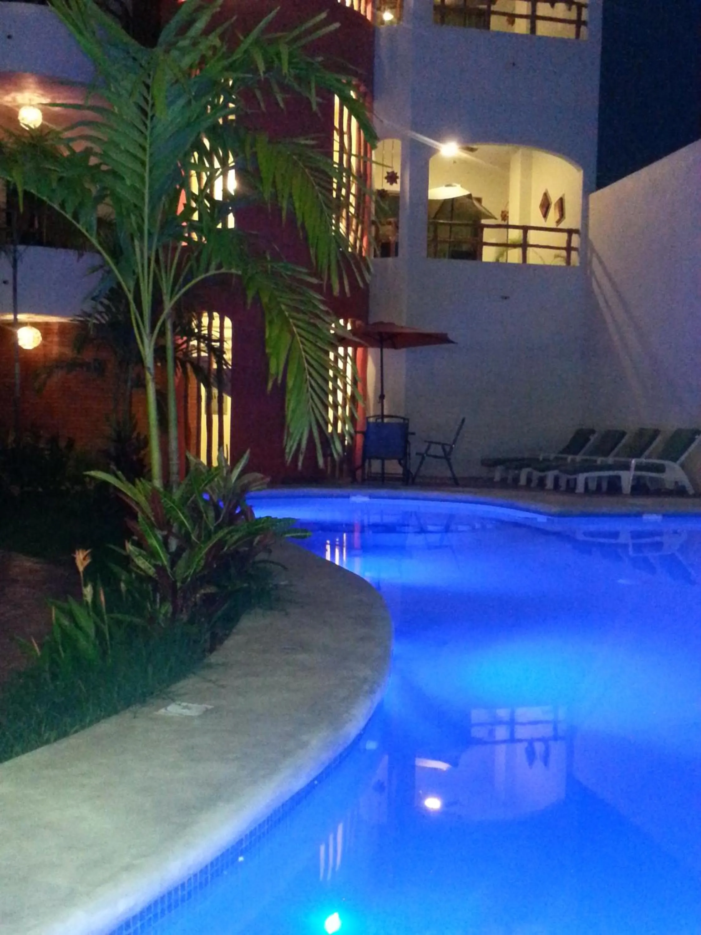 Swimming pool in Hotel y Suites Los Encantos