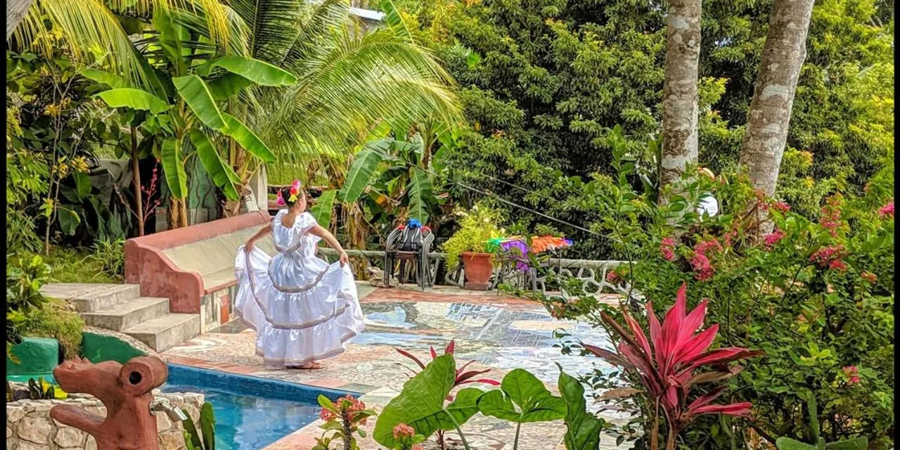 Garden in Zapote Tree Inn