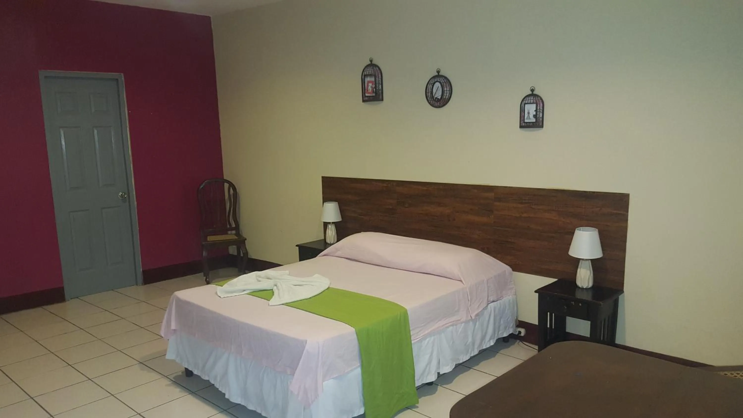 Bed in Hotel La Arboleda