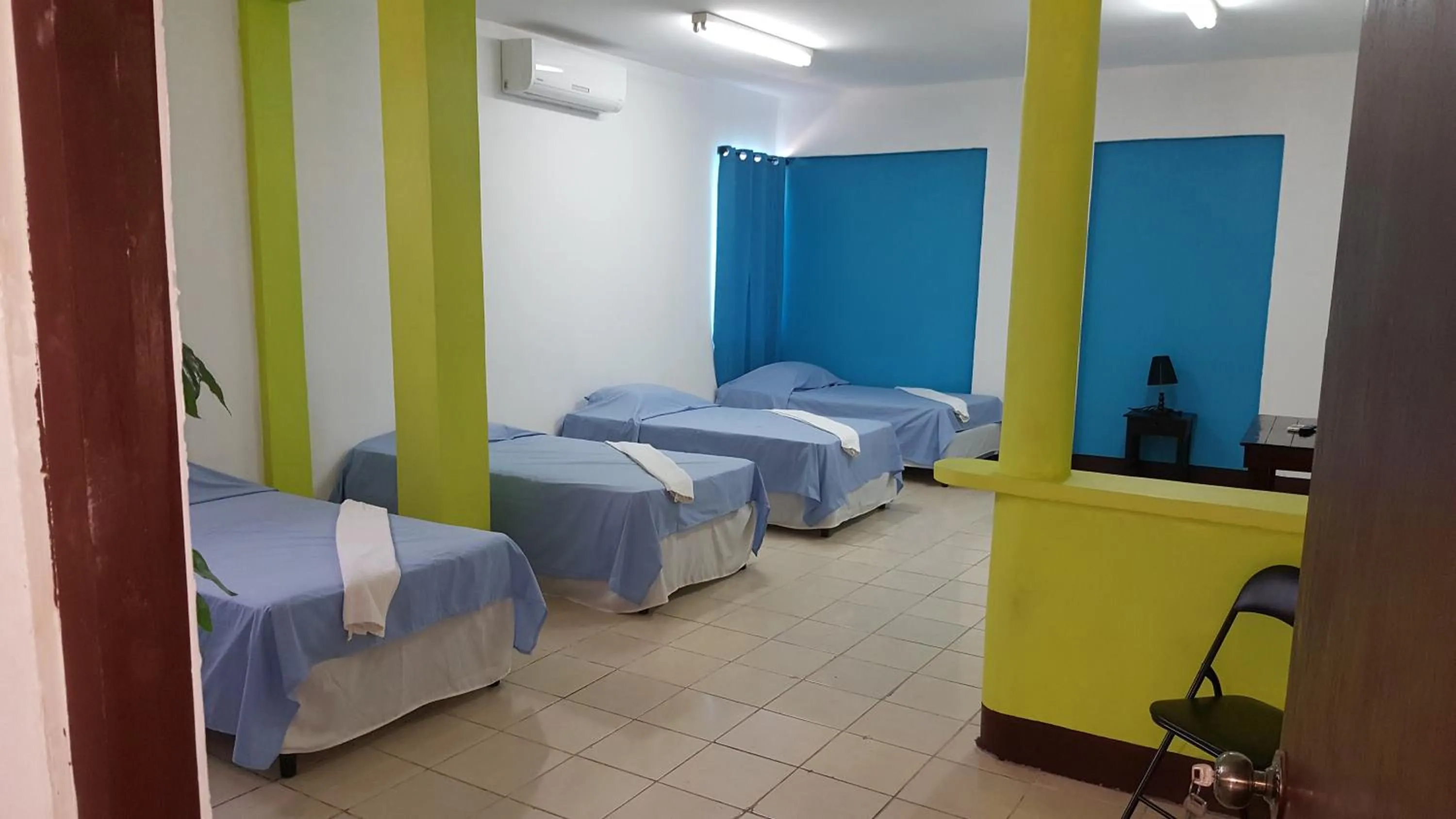 Photo of the whole room in Hotel La Arboleda