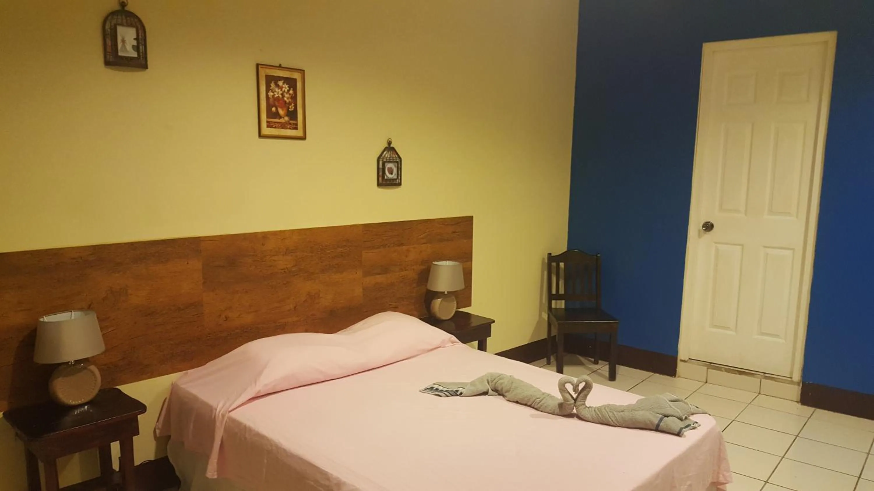 Photo of the whole room in Hotel La Arboleda