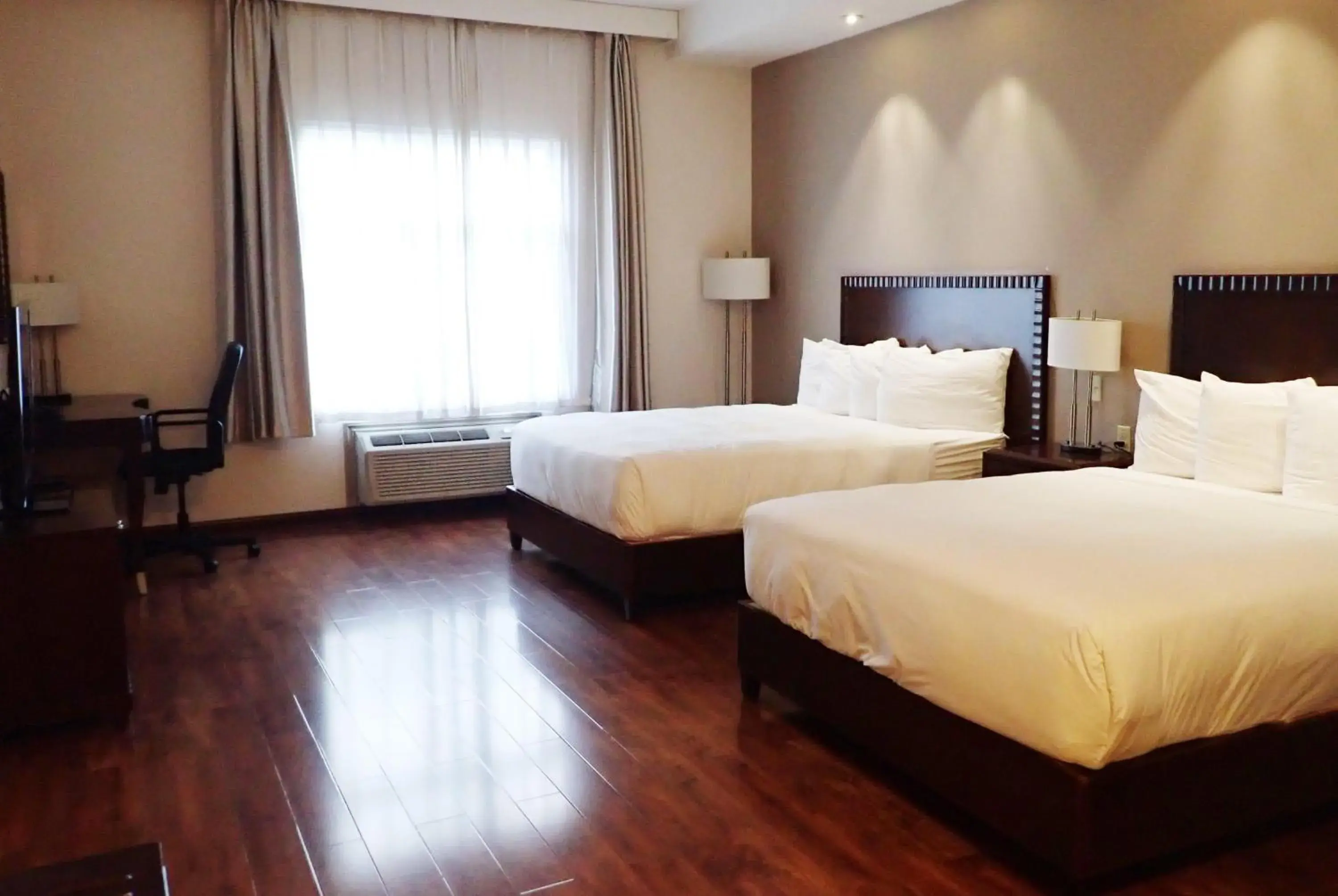 Queen Room with Two Queen Beds - Non-Smoking in Days Inn & Suites by Wyndham Fort Saskatchewan Queen Room with Two Queen Beds - Non-Smoking in Days Inn & Suites by Wyndham Fort Saskatchewan