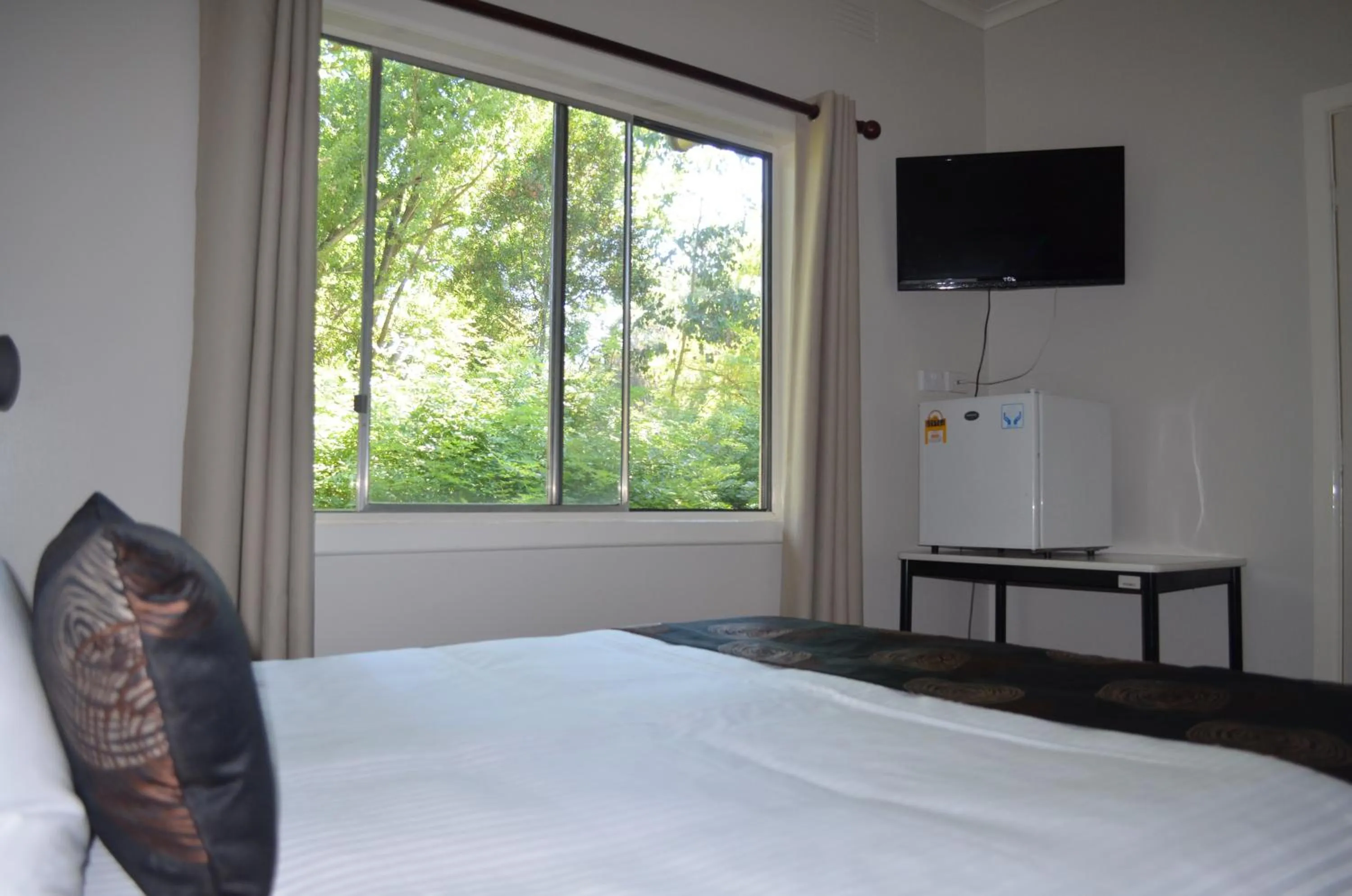 Bed in Mountain View Holiday Retreat