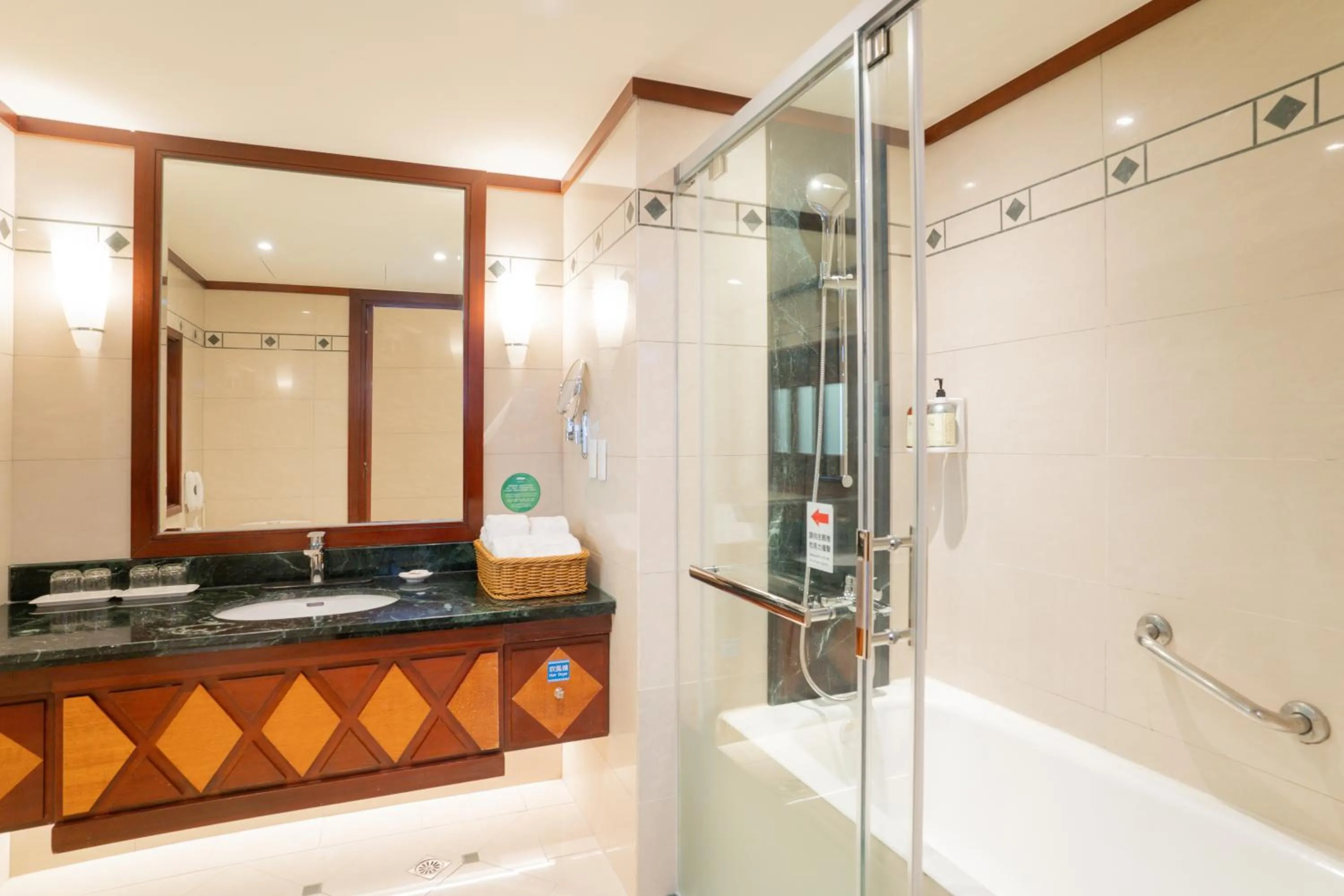 Bathroom in Formosan Naruwan Hotel