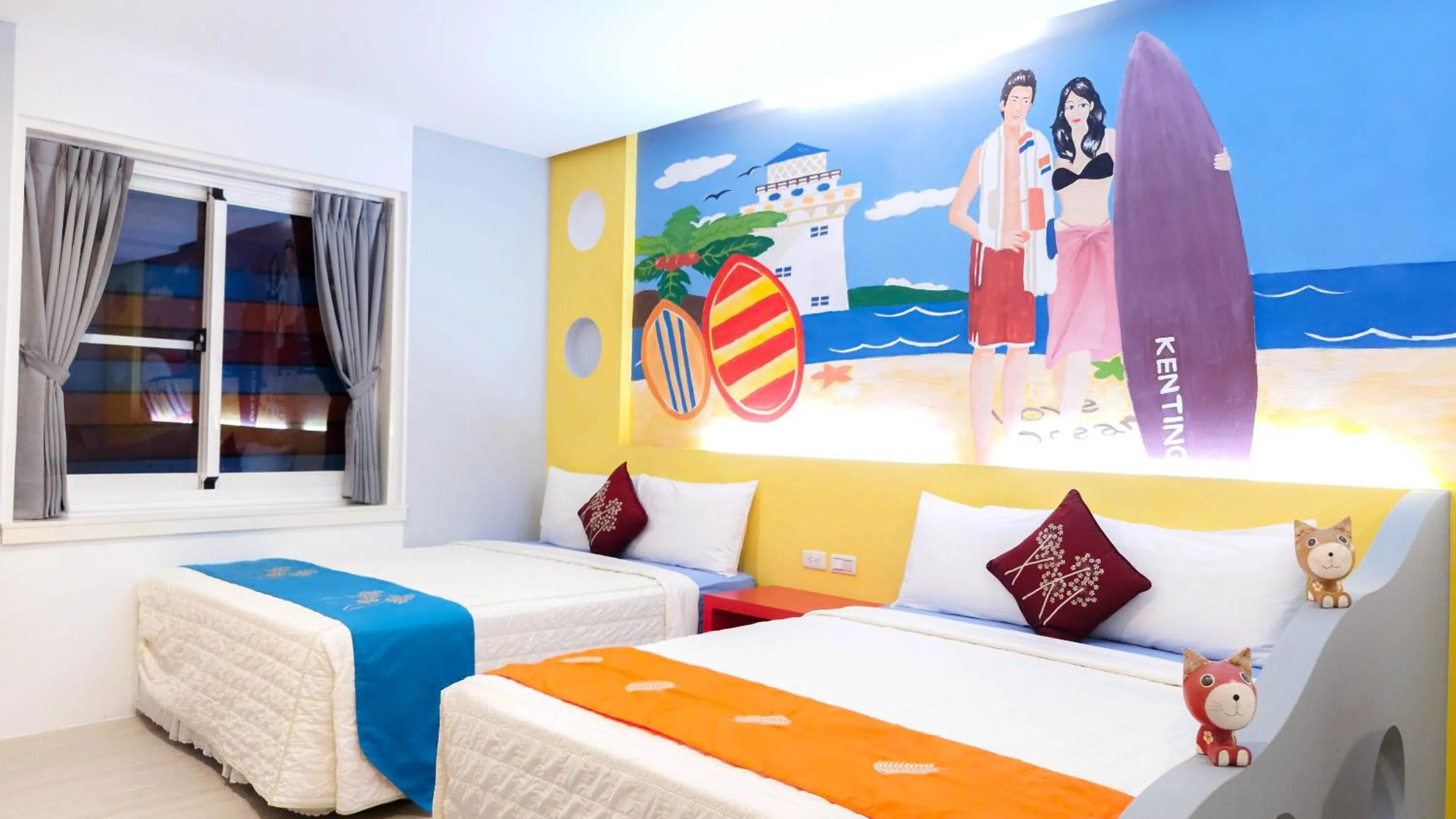 People, Bed in Ocean Star B&B