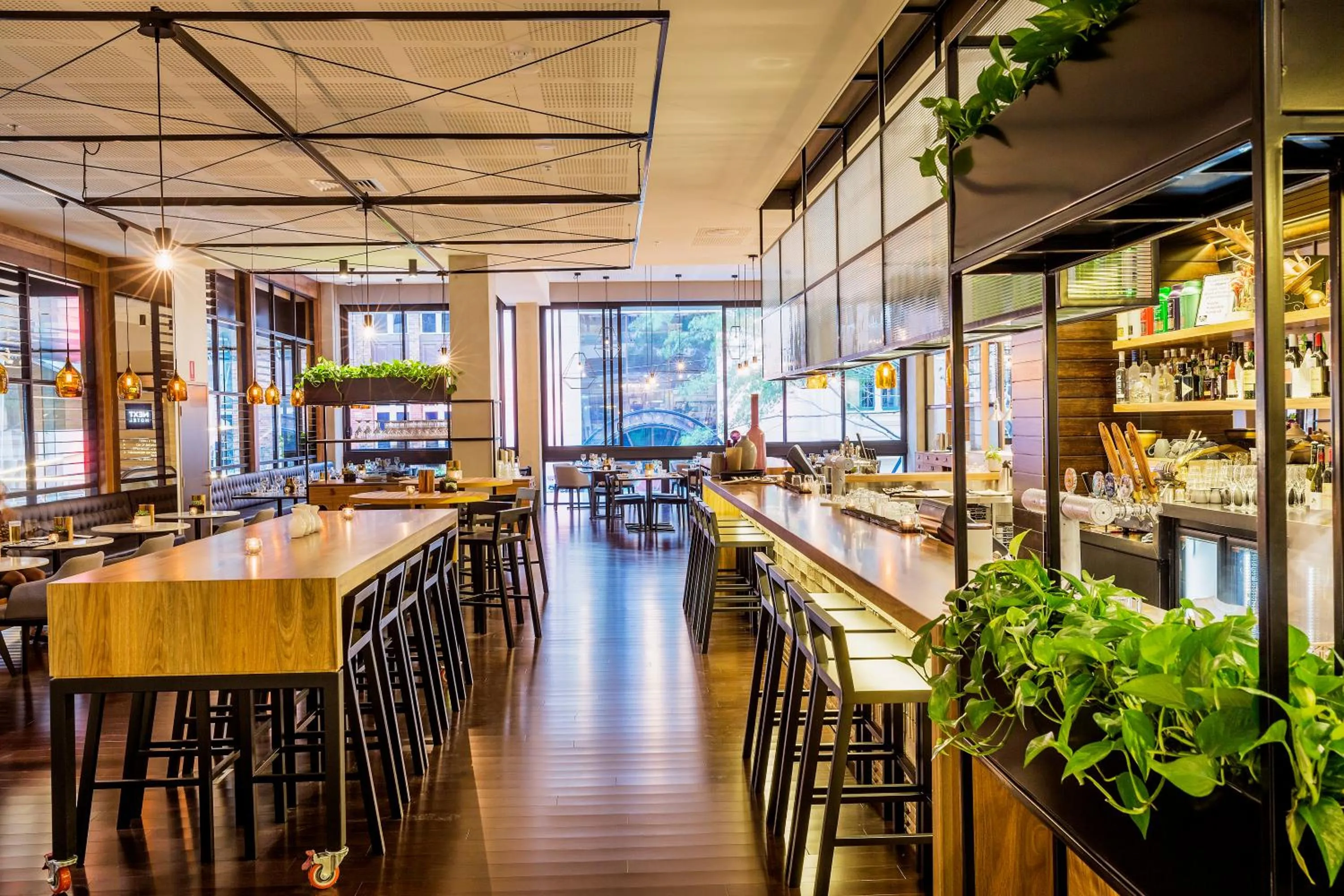 Restaurant/places to eat in Hyatt Regency Brisbane