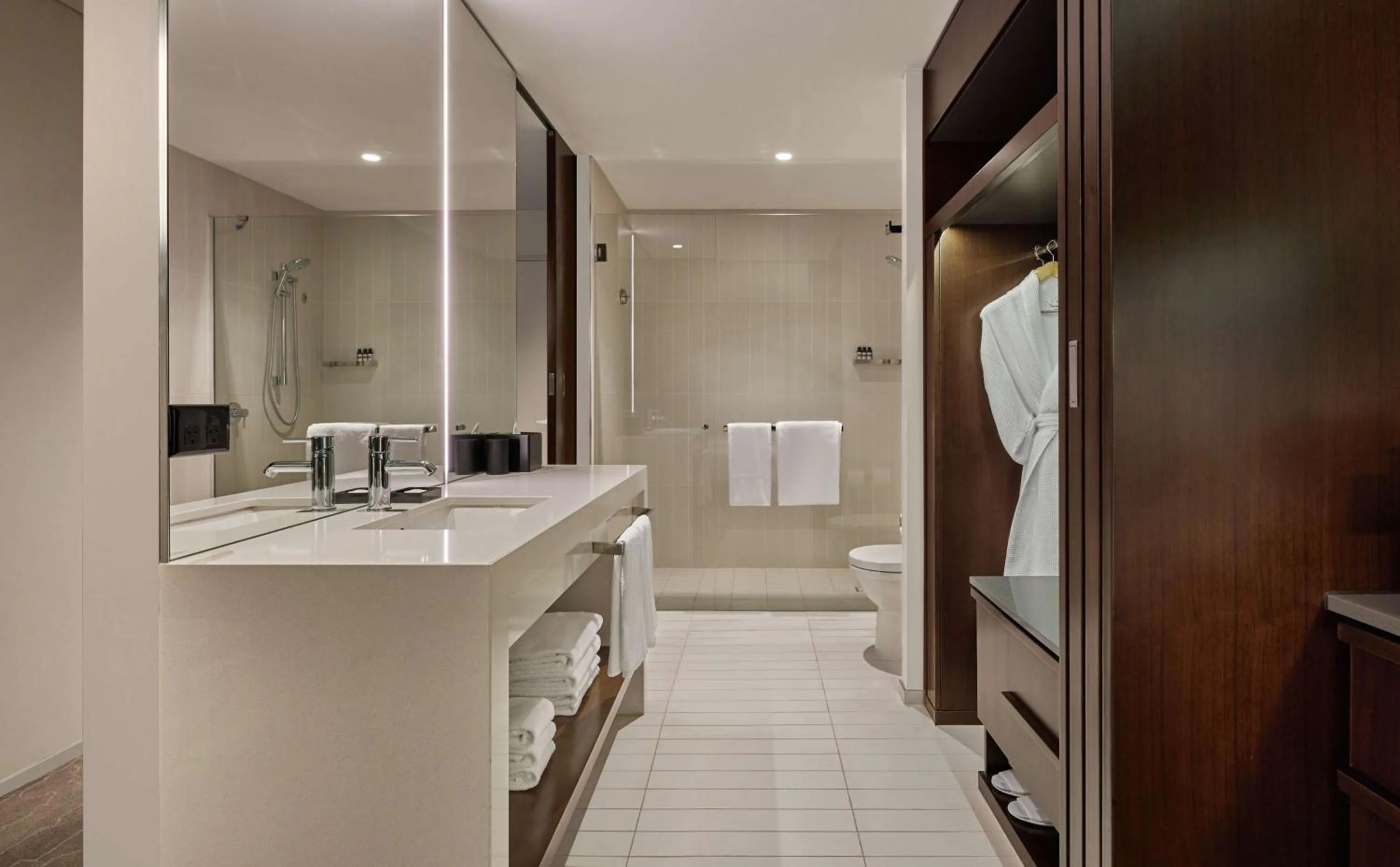Bathroom in Hyatt Regency Brisbane