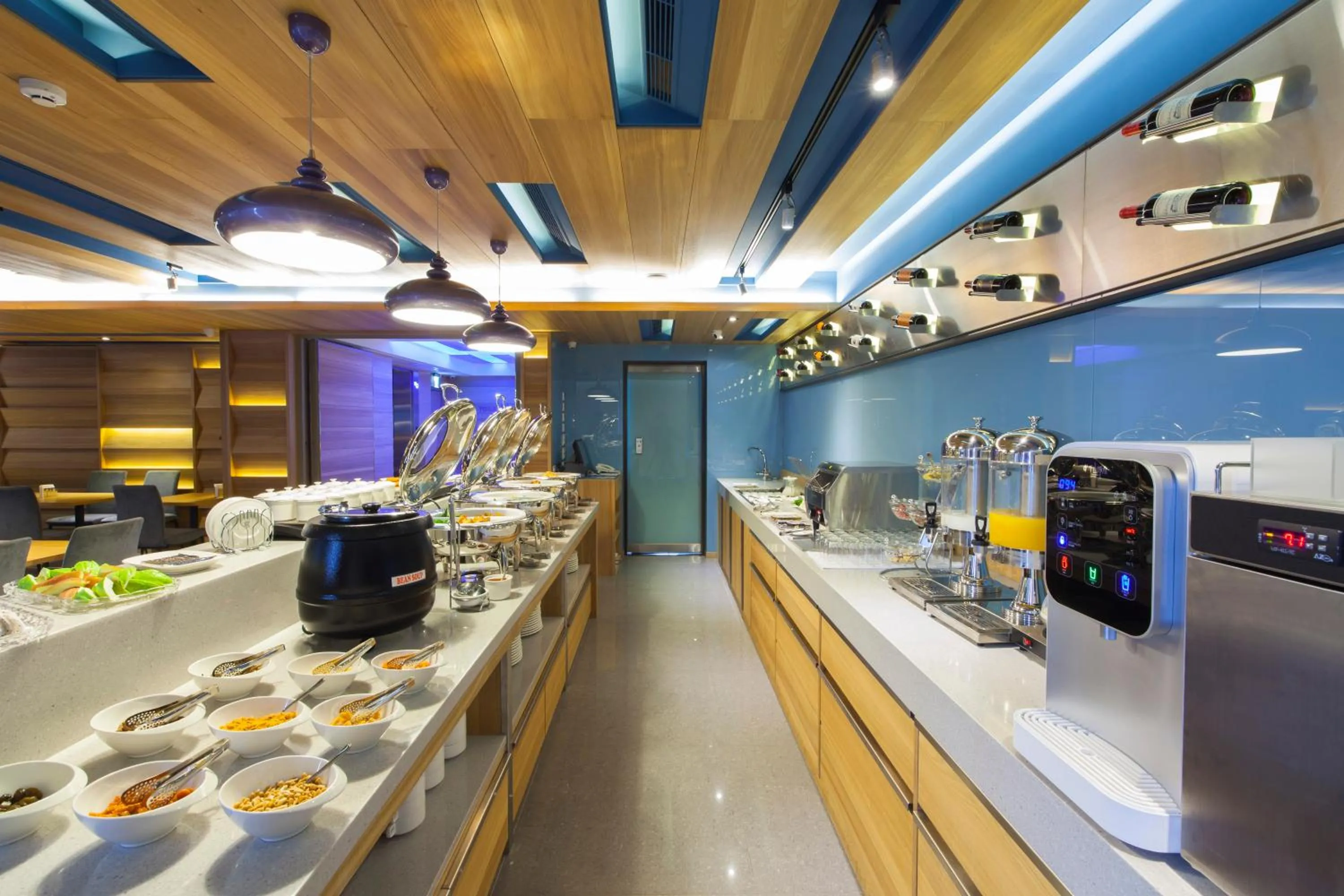 Food and drinks in Hotel MU