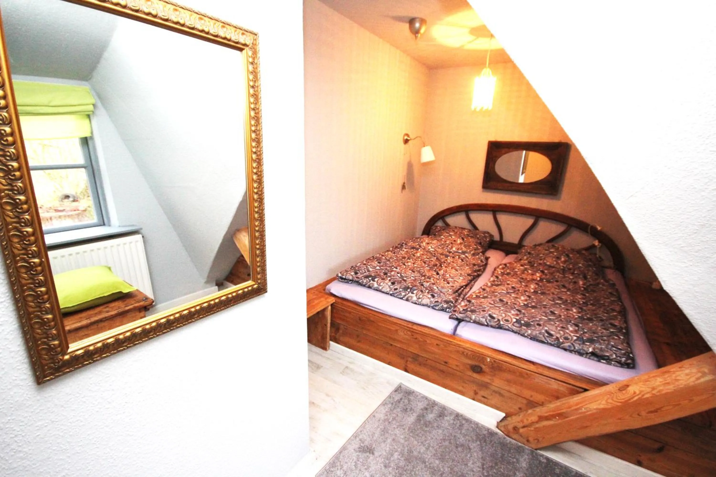 Bed in Wohnungen unter Reet