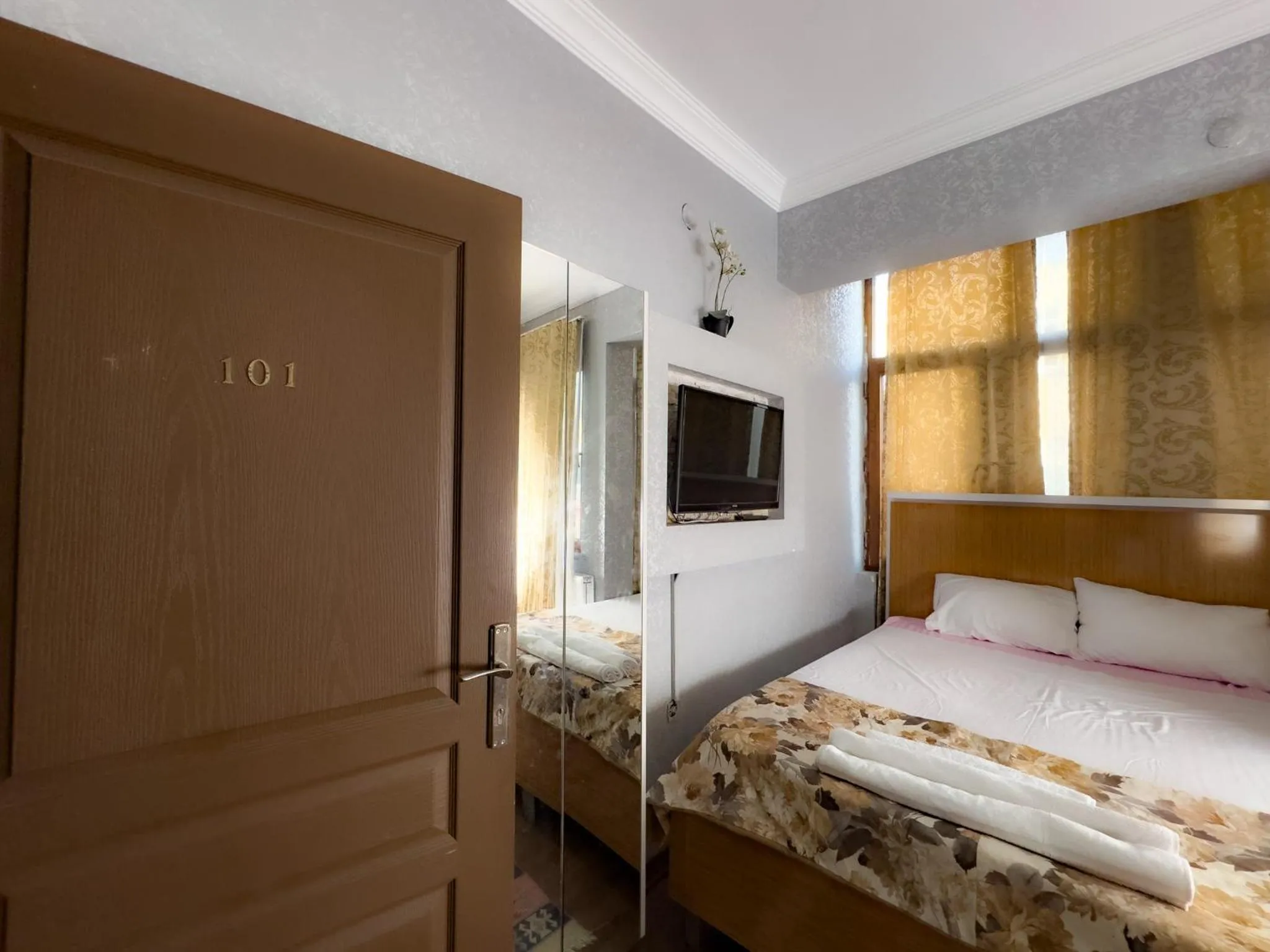 Bed in The New Season Apart