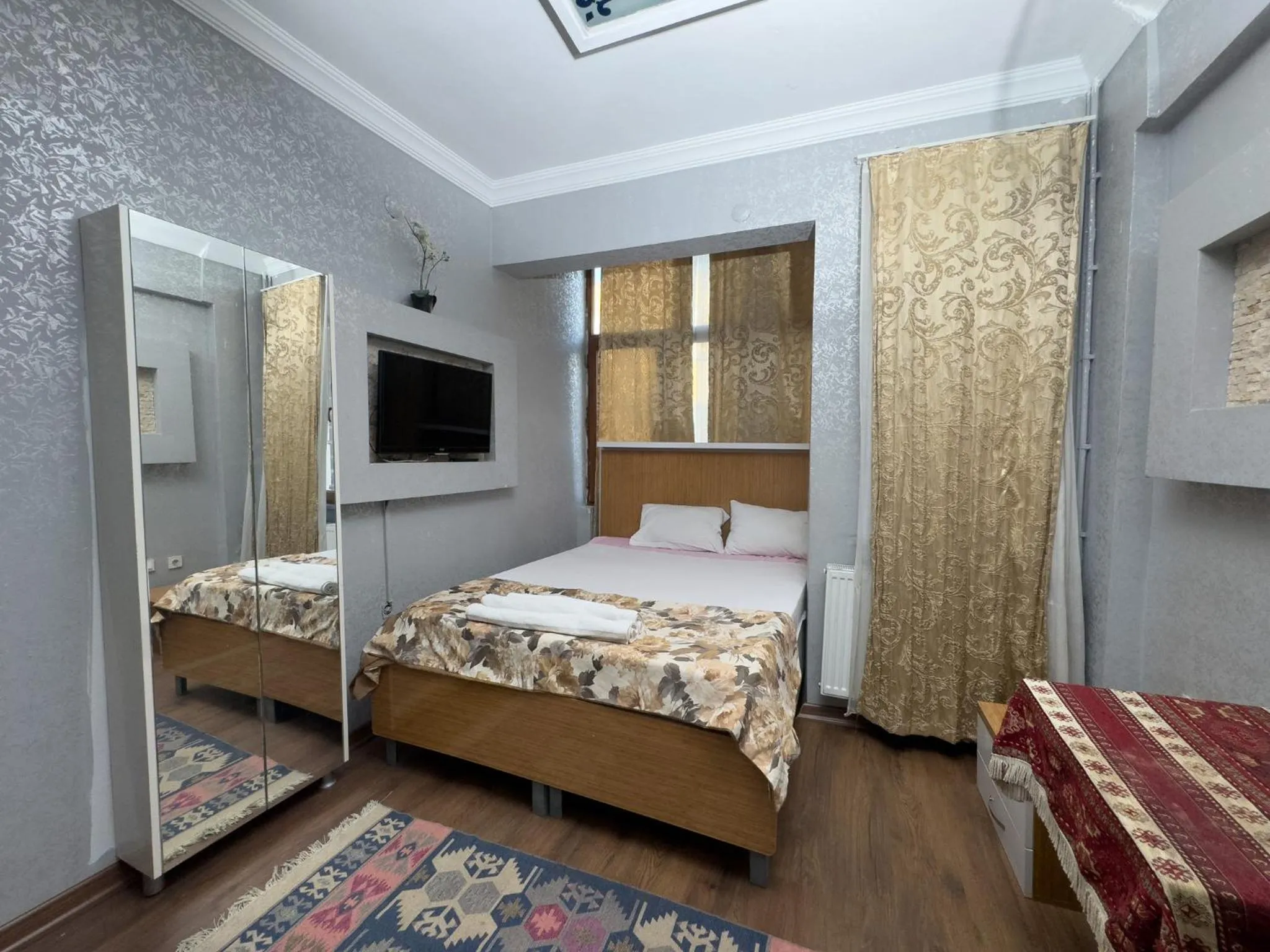 Bed in The New Season Apart