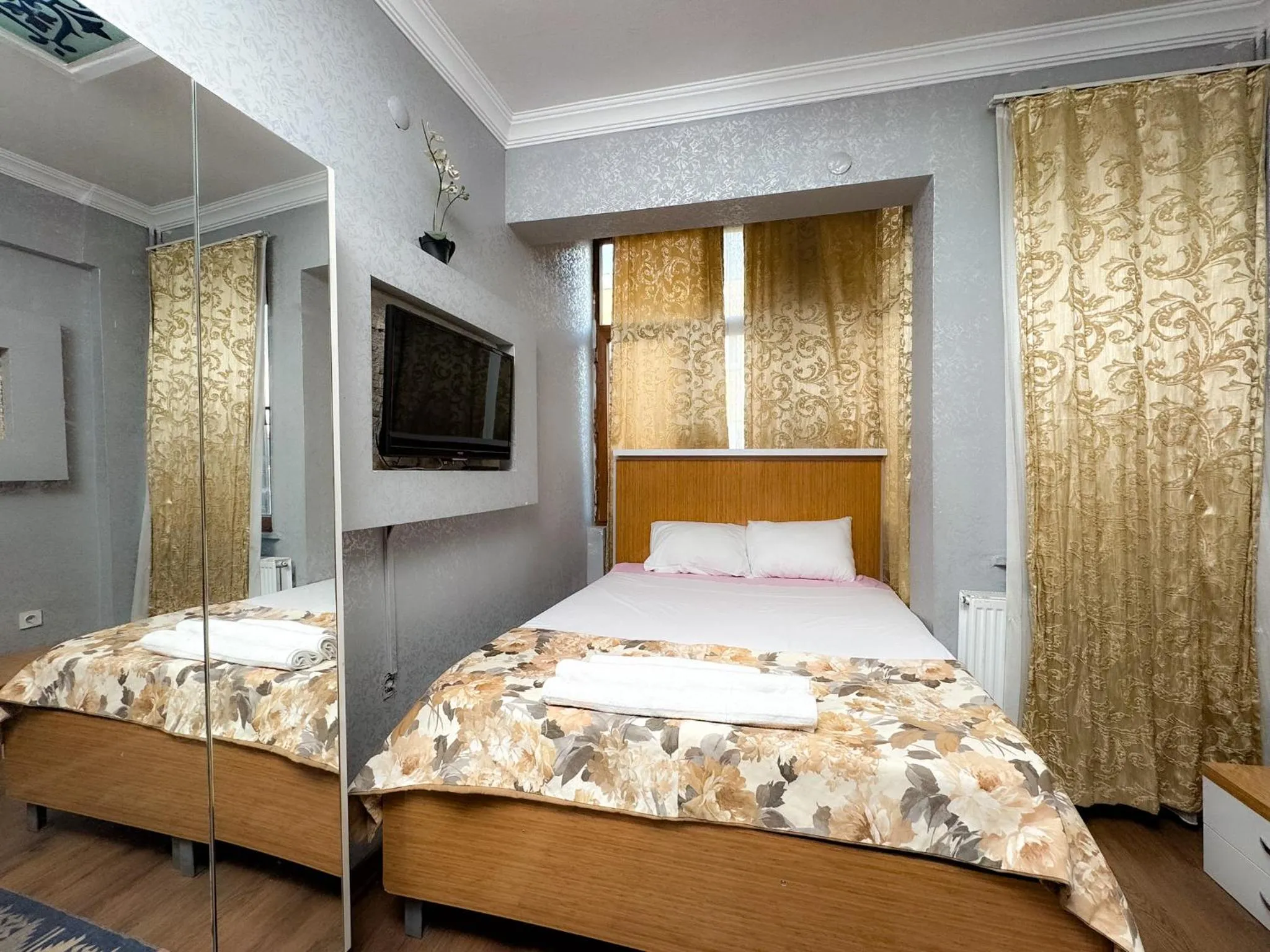 Bed in The New Season Apart