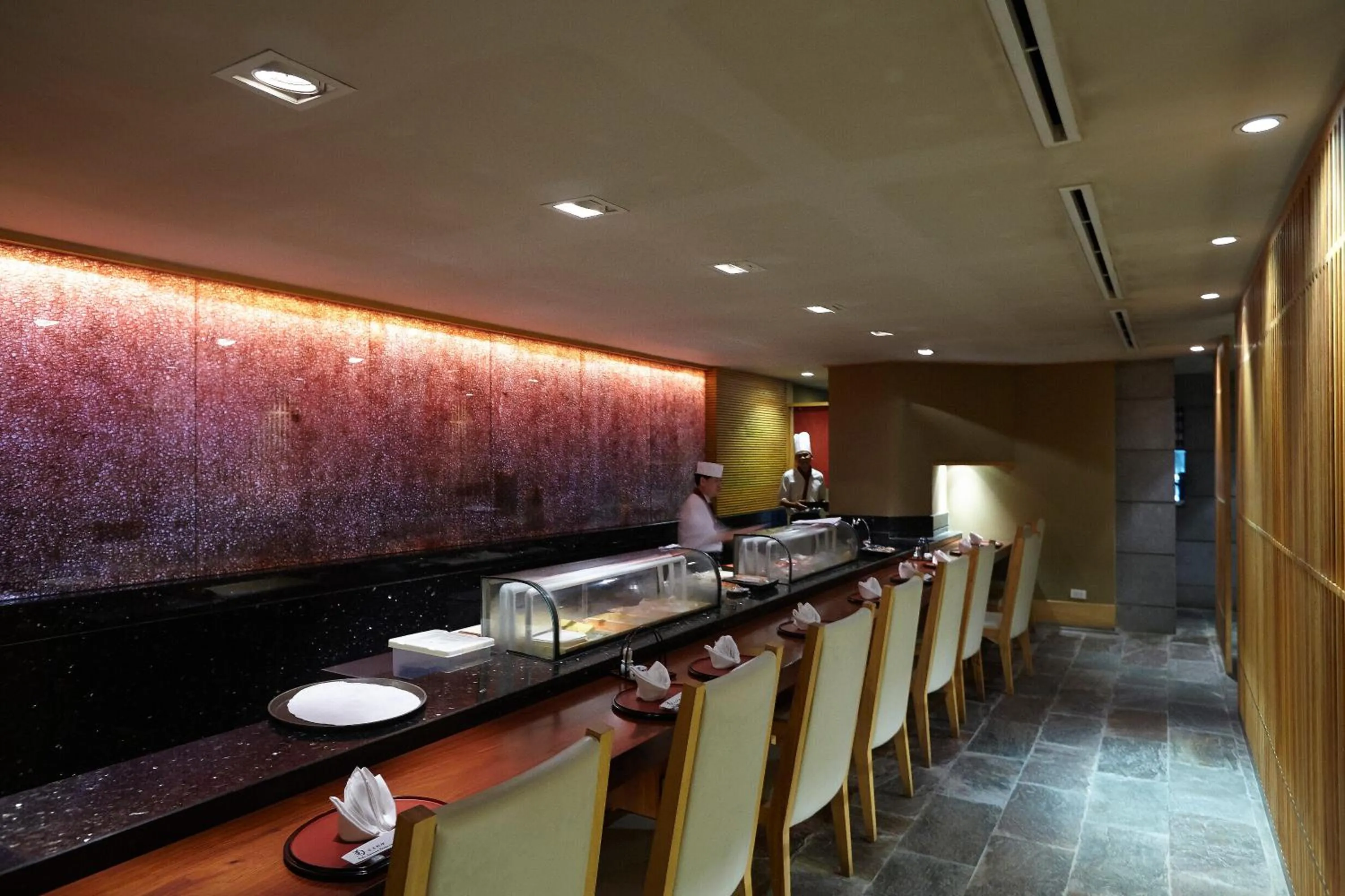 Restaurant/places to eat in Lao Plaza Hotel