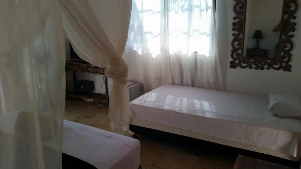 Day, Bed in Elephant House and Bungalows Gili Air