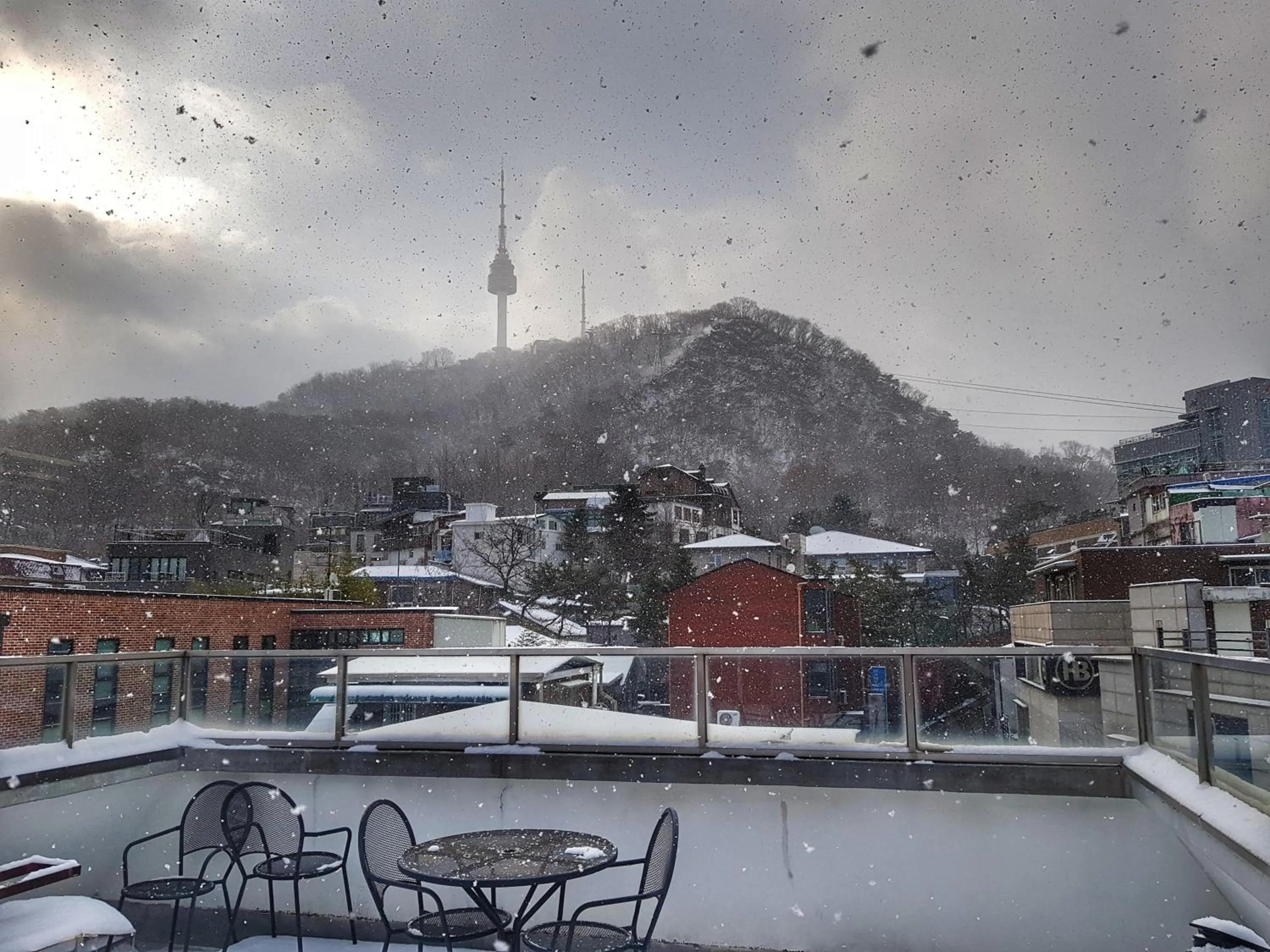 Property building, Winter in Namsan Guesthouse
