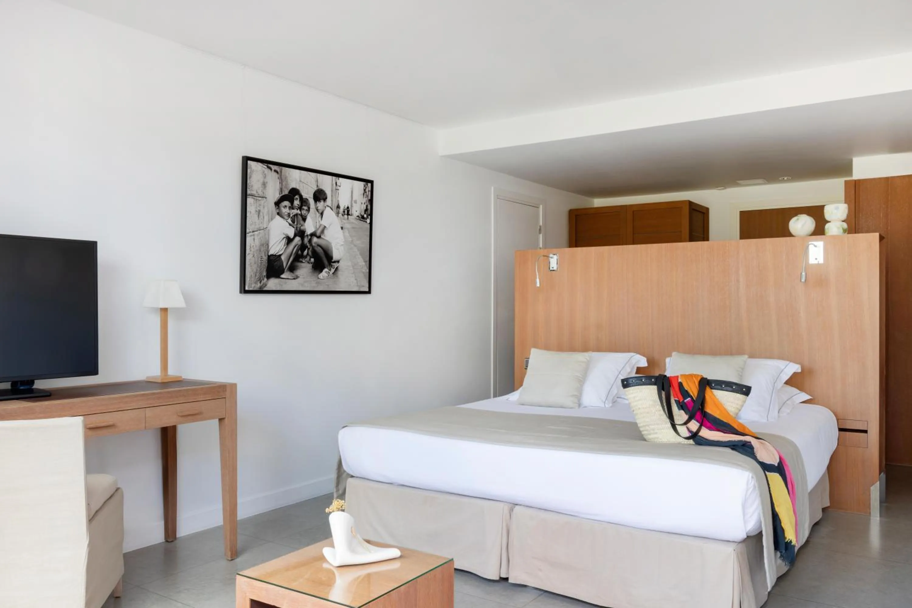 Photo of the whole room, Bed in Casadelmar