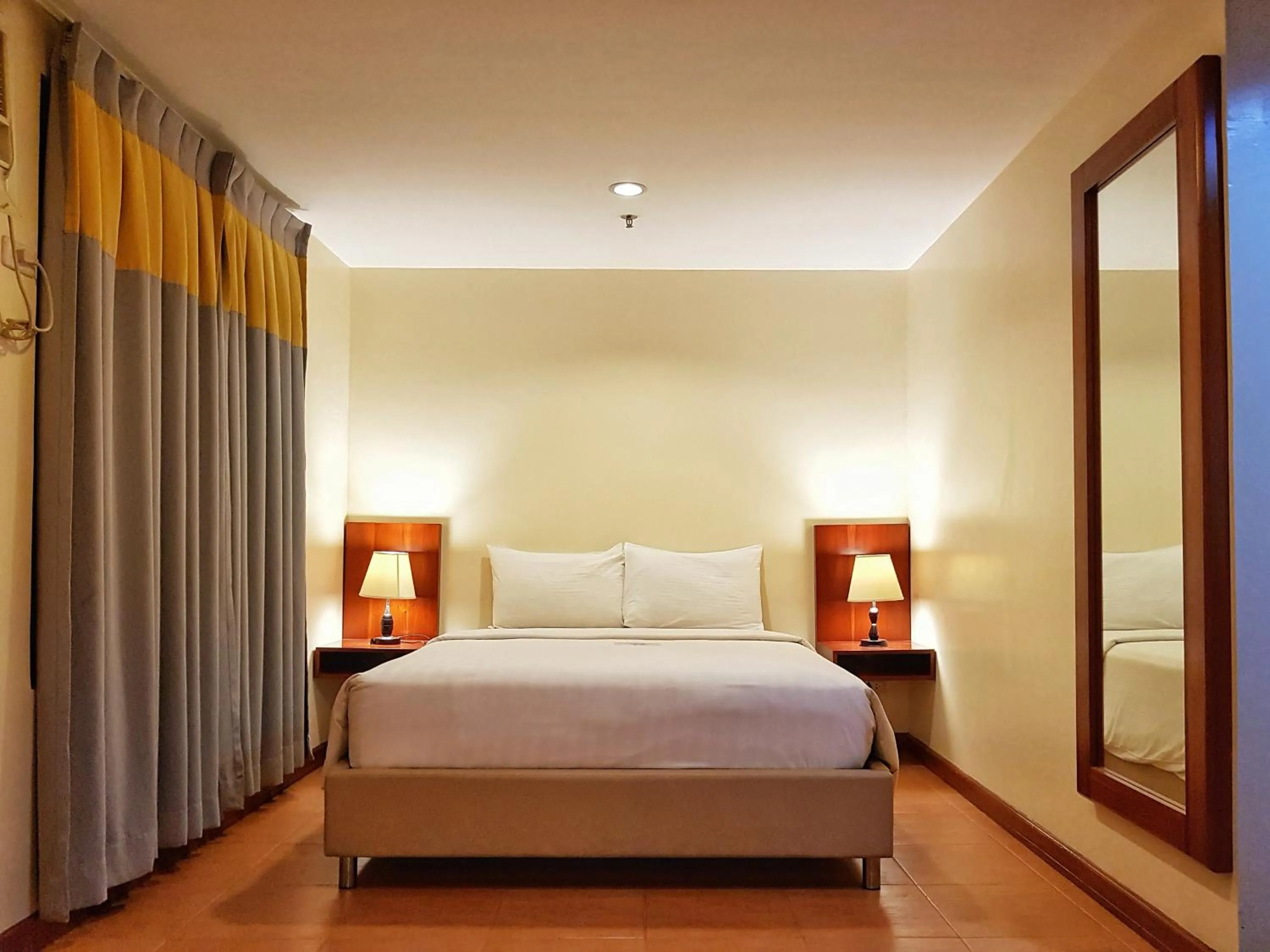 Bedroom, Bed in The Well Hotel