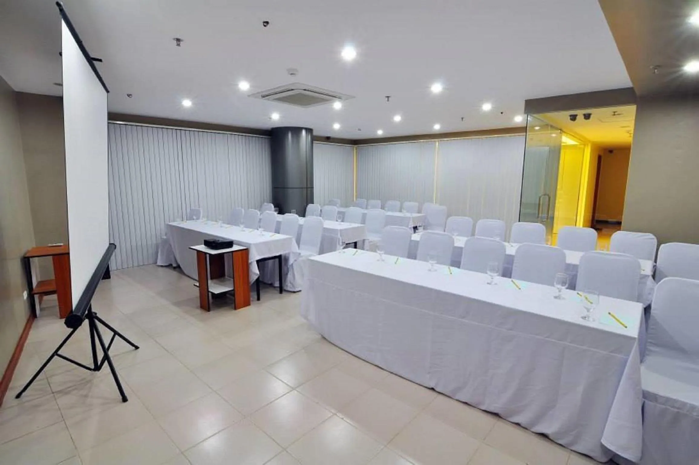 Banquet/Function facilities in The Well Hotel