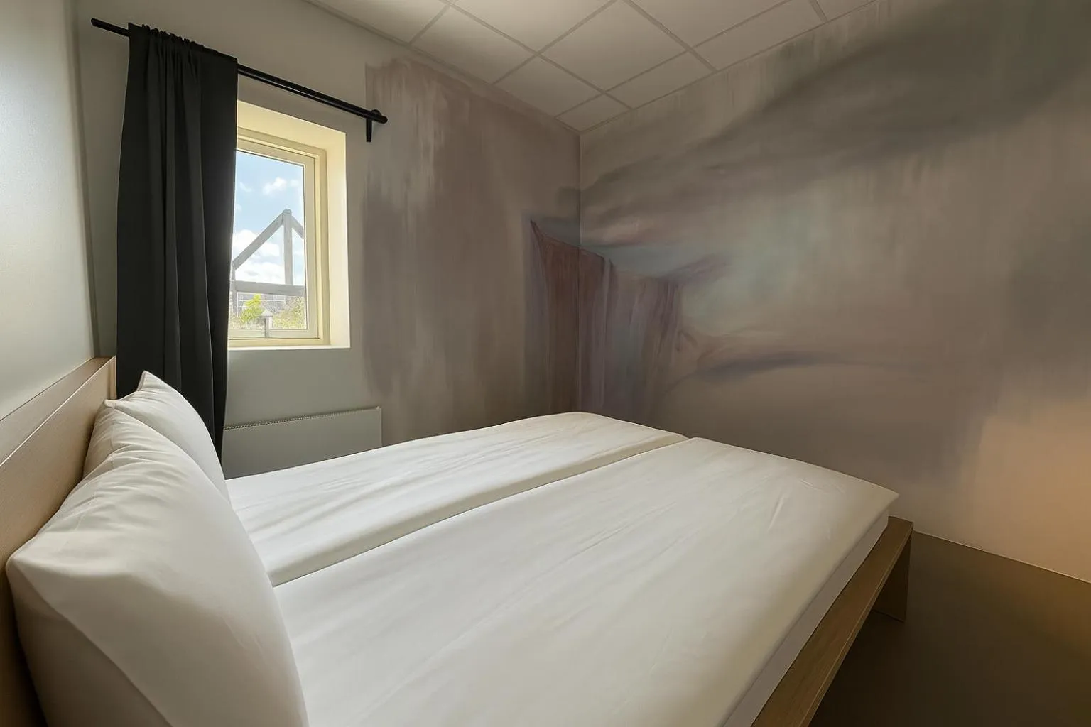 Bed in The Freezer Hostel & Culture Center