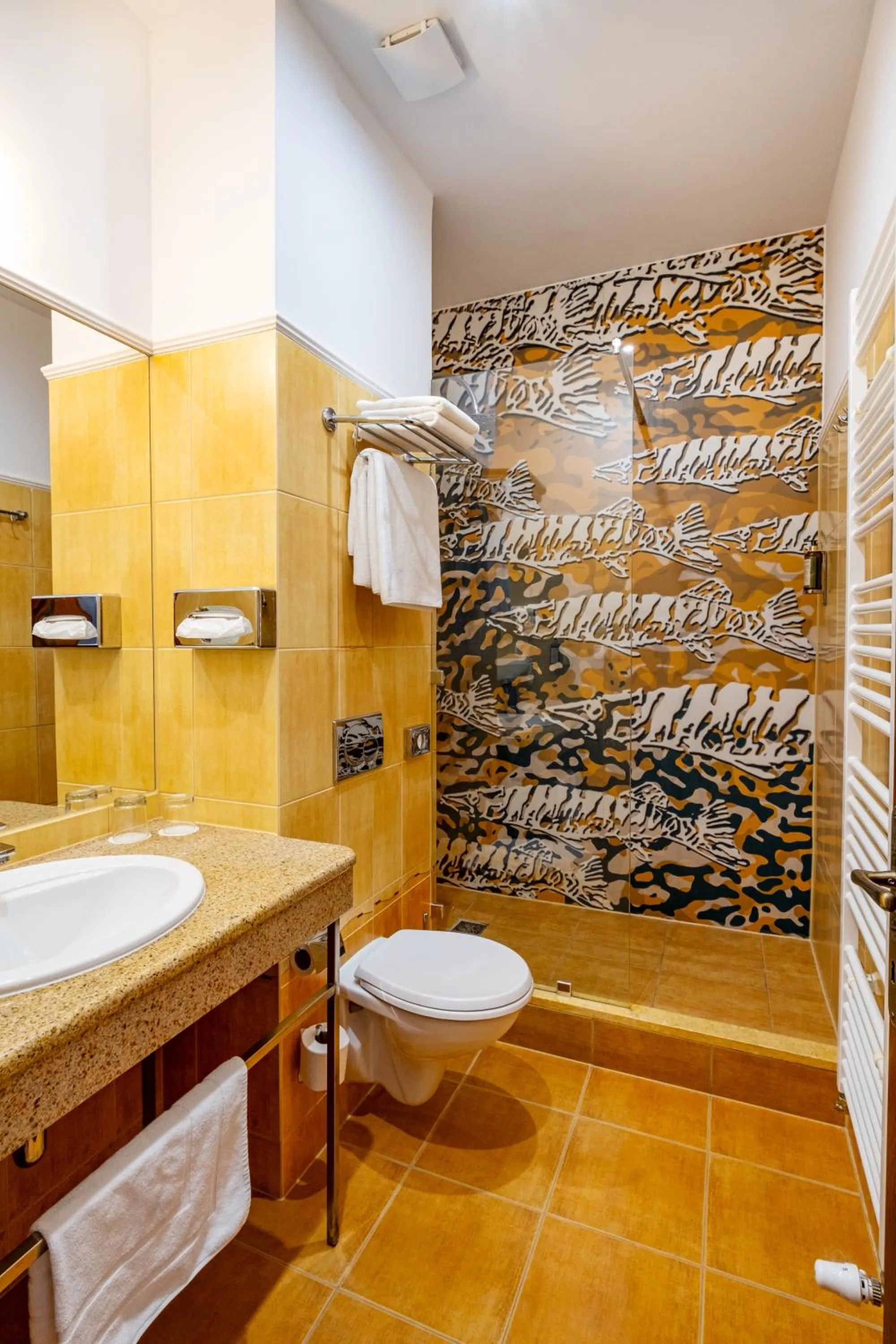 Bathroom in Hotel Golden Eagle