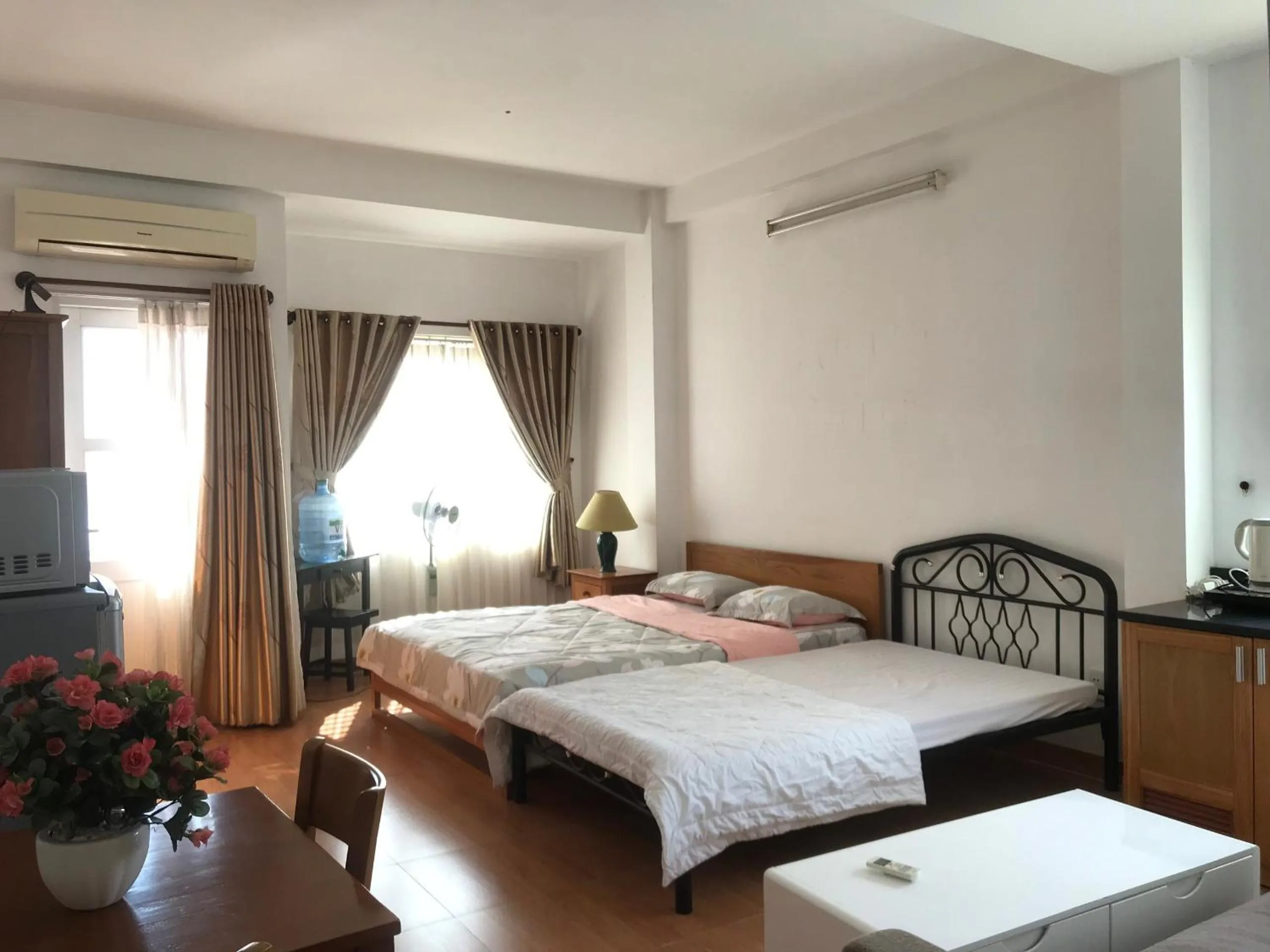 Bed in Smiley Apartment 3