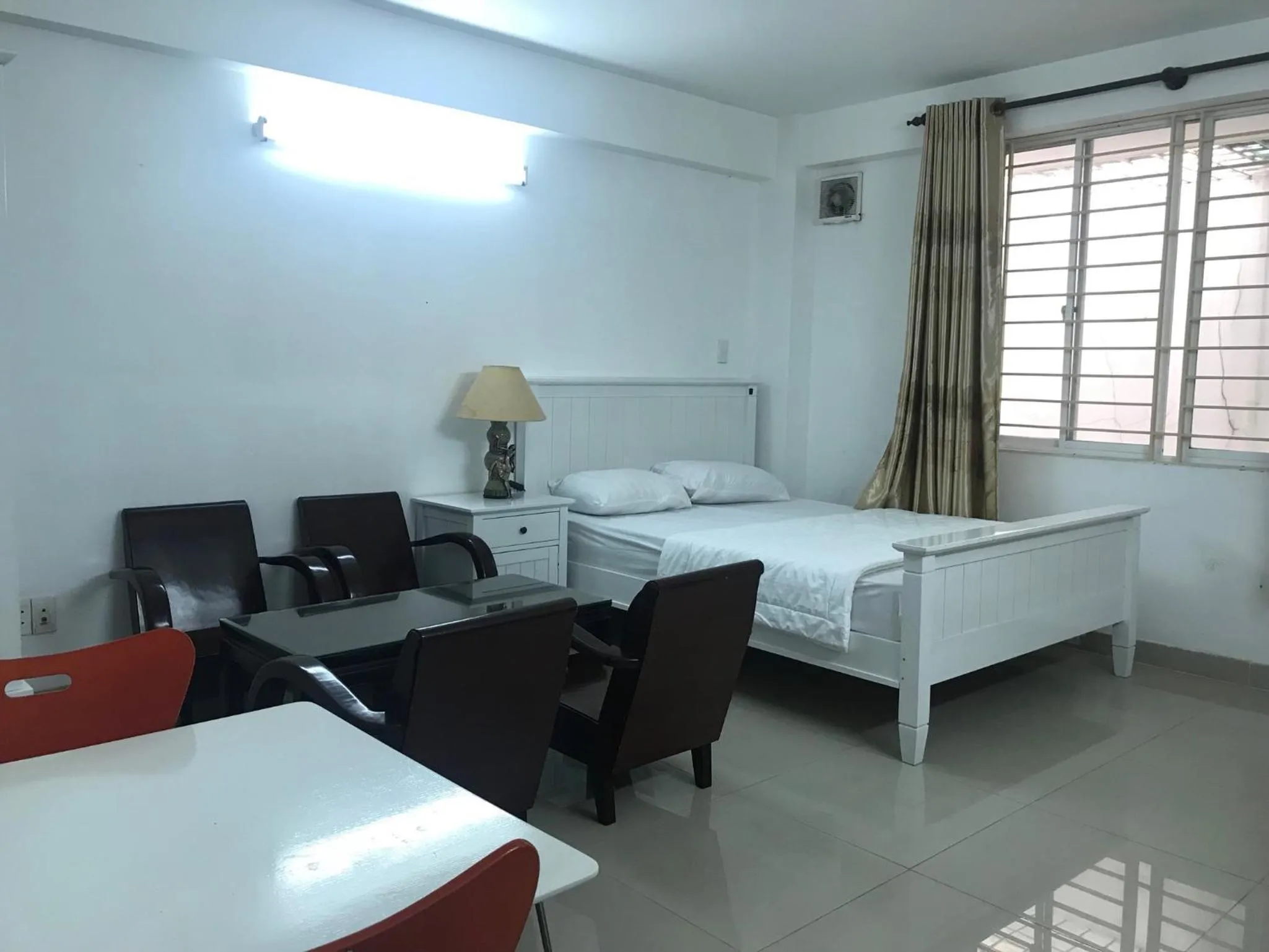 Bed in Smiley Apartment 3