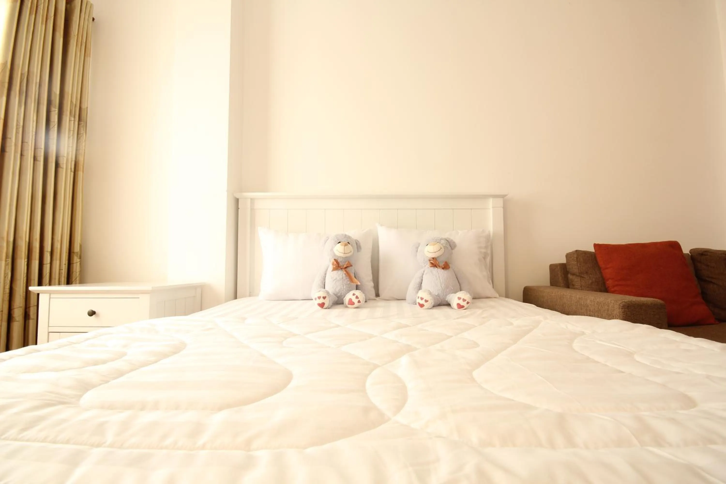 Bed in Smiley Apartment 3