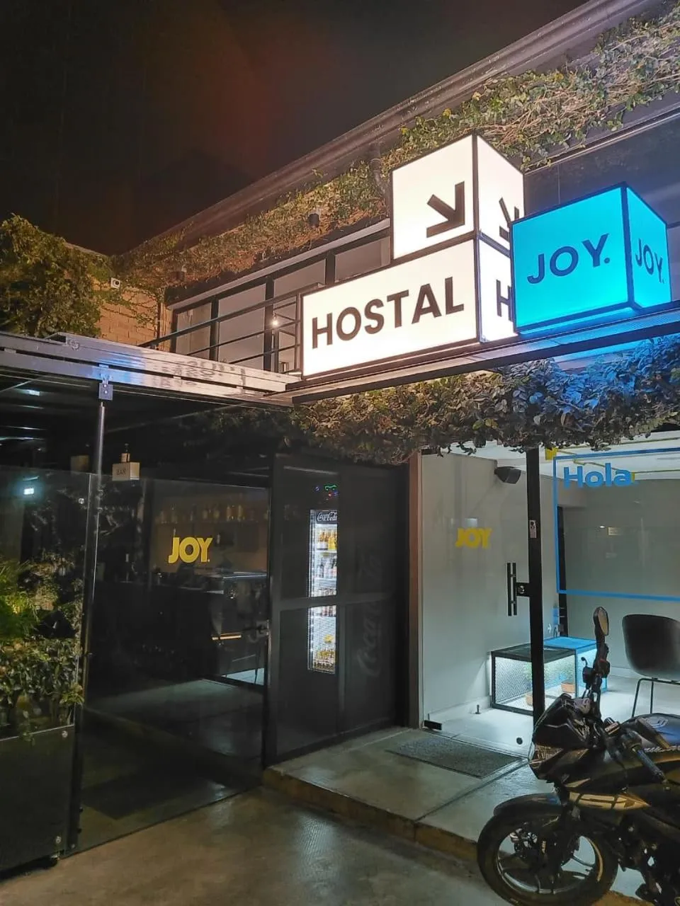 Facade/entrance in Hostel Joy Calle 85