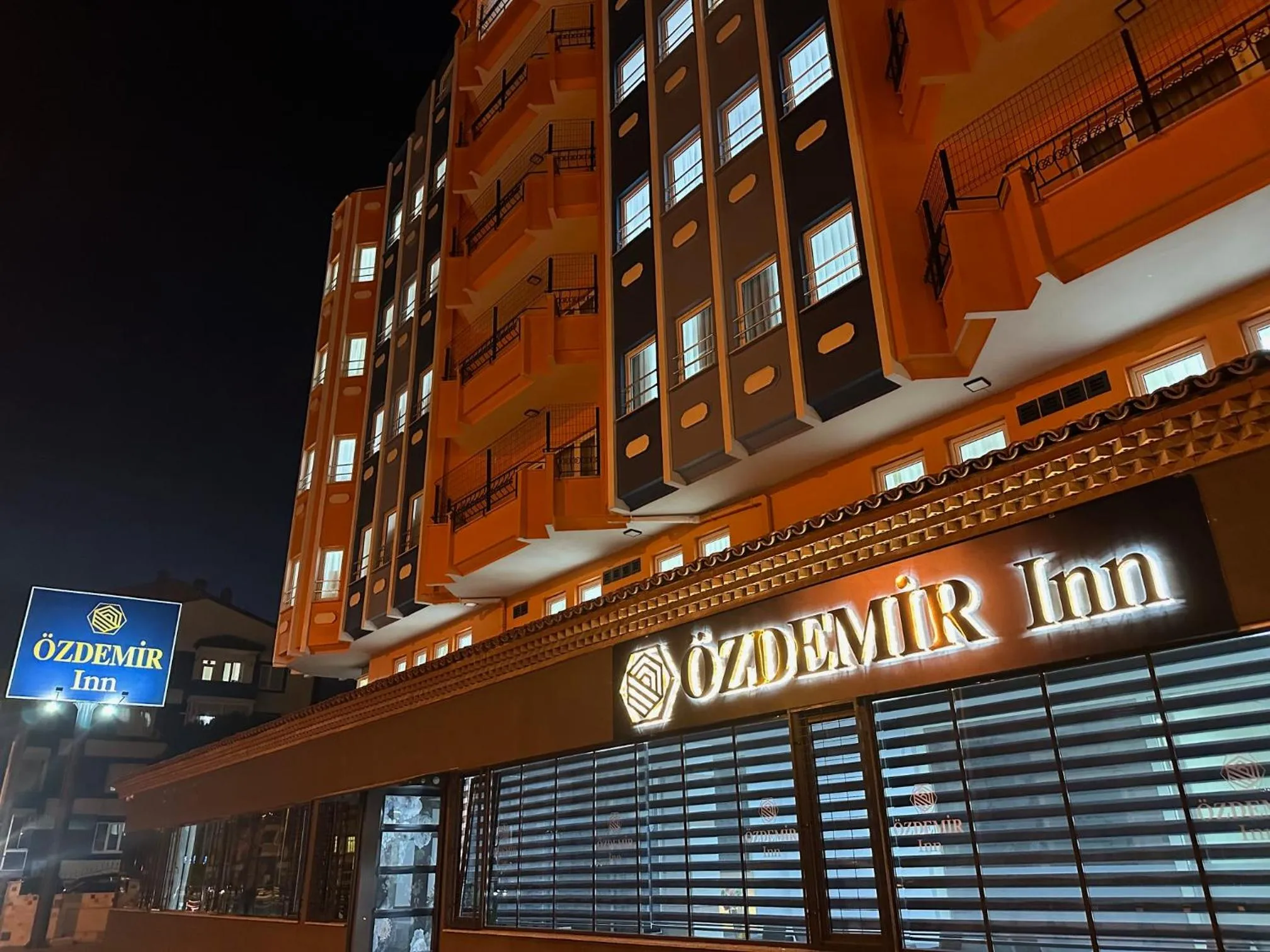 Property building in Özdemir Inn Otel