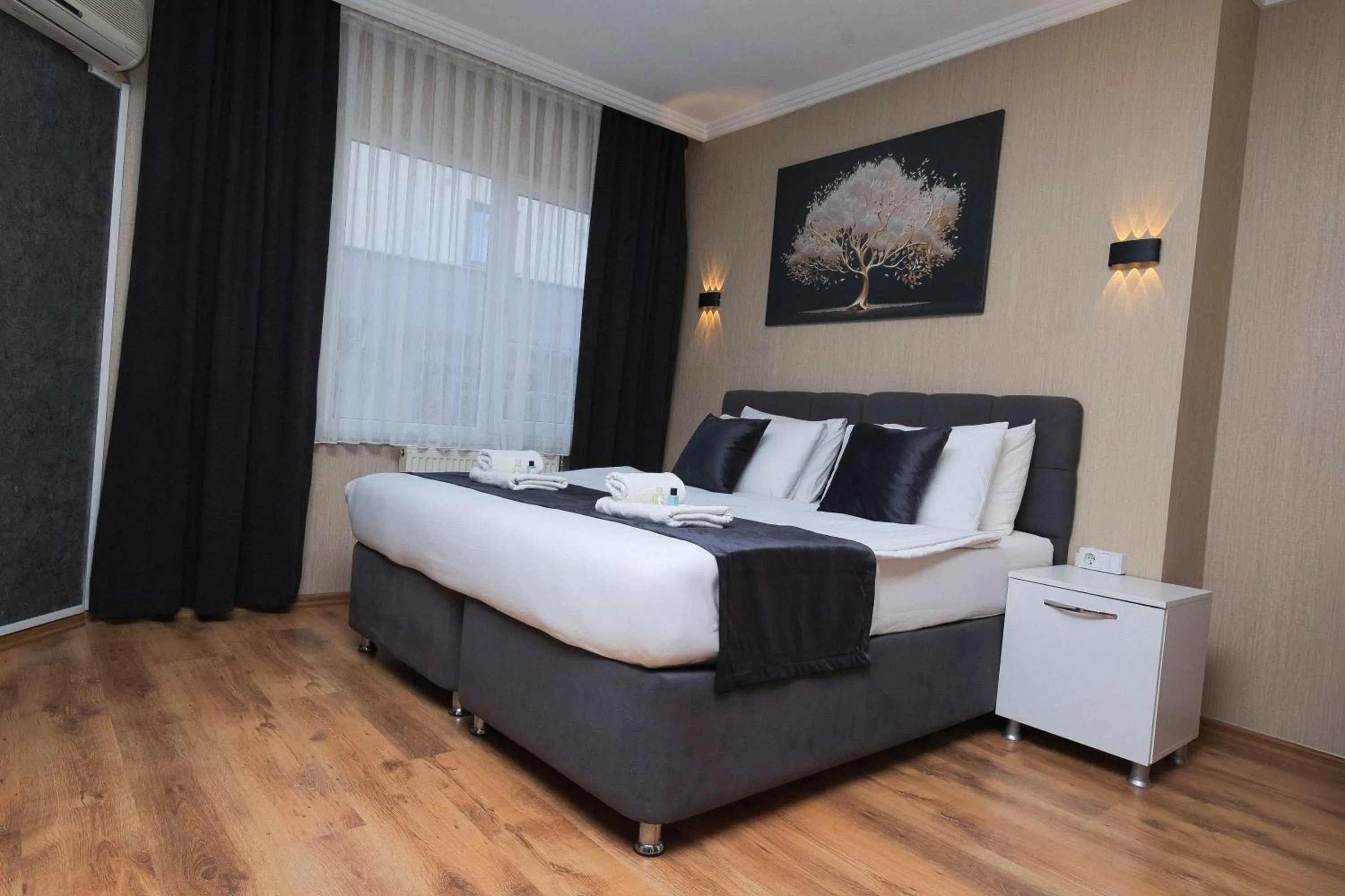 Bed in Özdemir Inn Otel