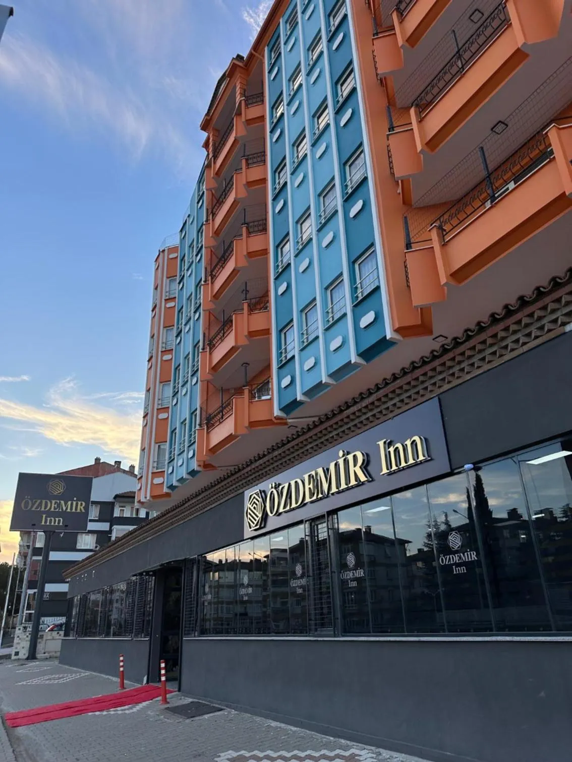 Property building in Özdemir Inn Otel