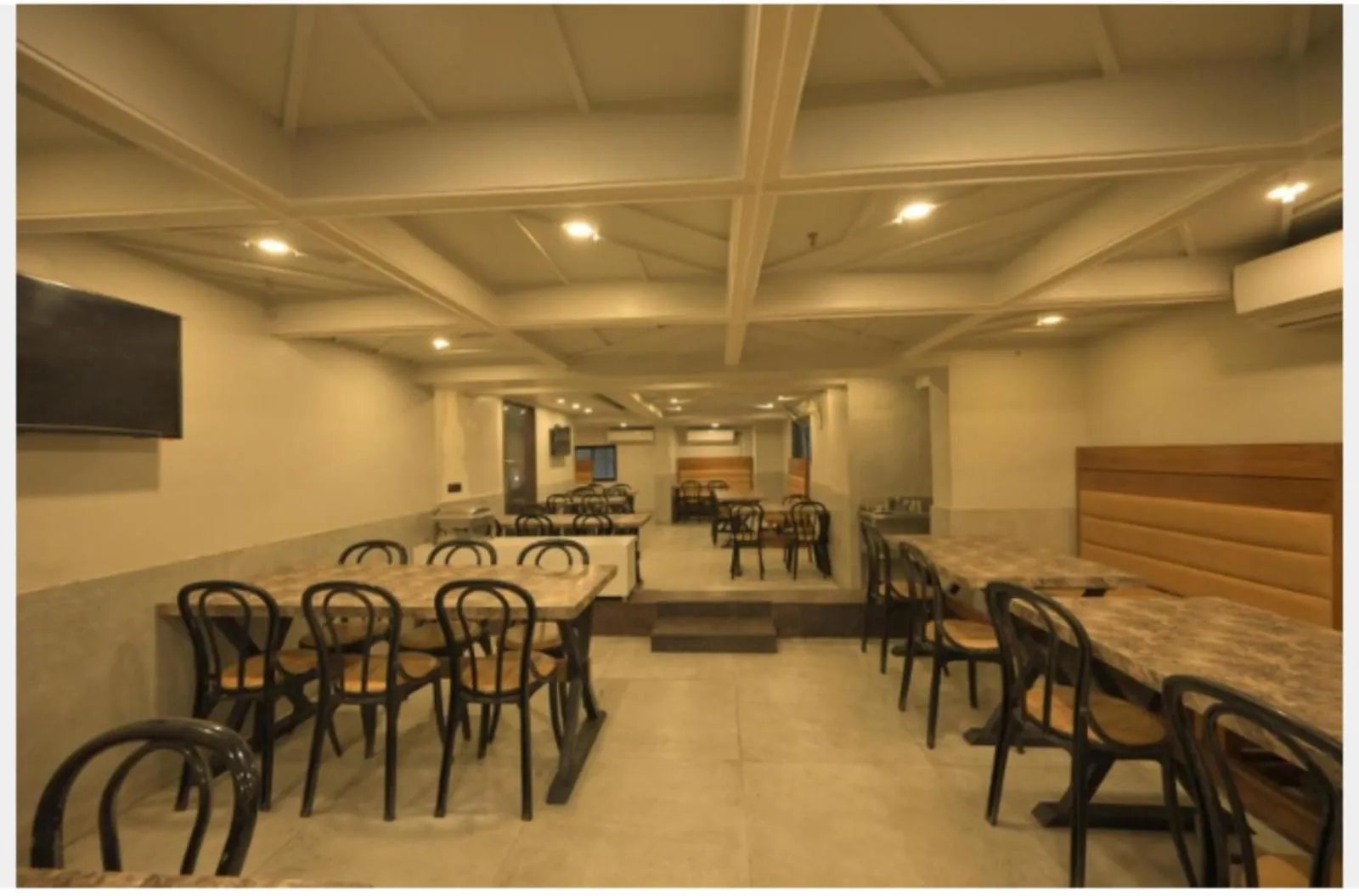 Restaurant/places to eat in Al Zam Zam