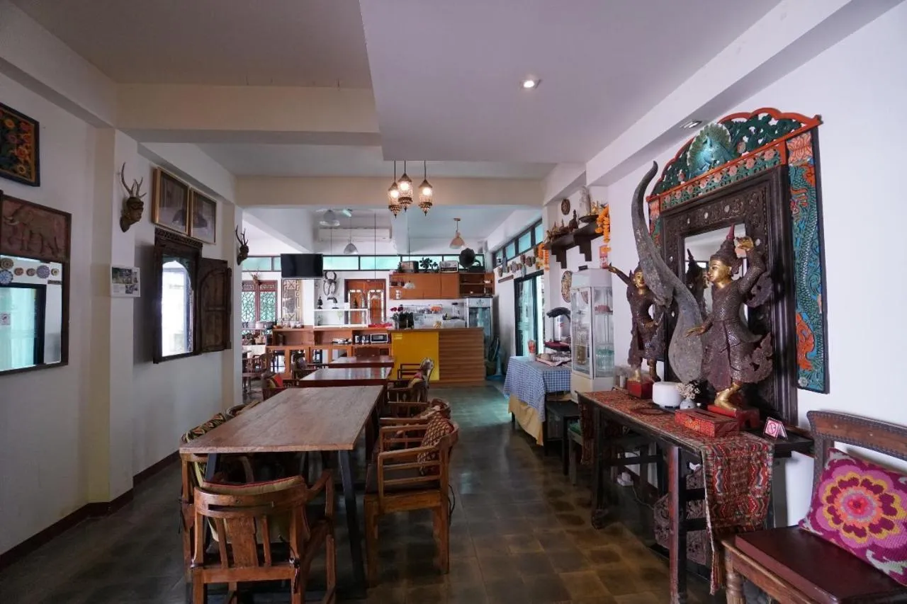 Property building in Baan Huenphen Boutique Hotel