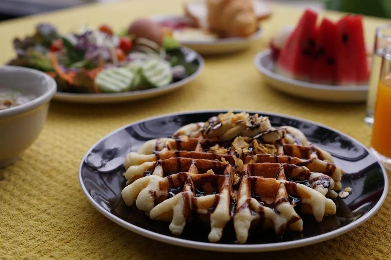Breakfast in Baan Huenphen Boutique Hotel