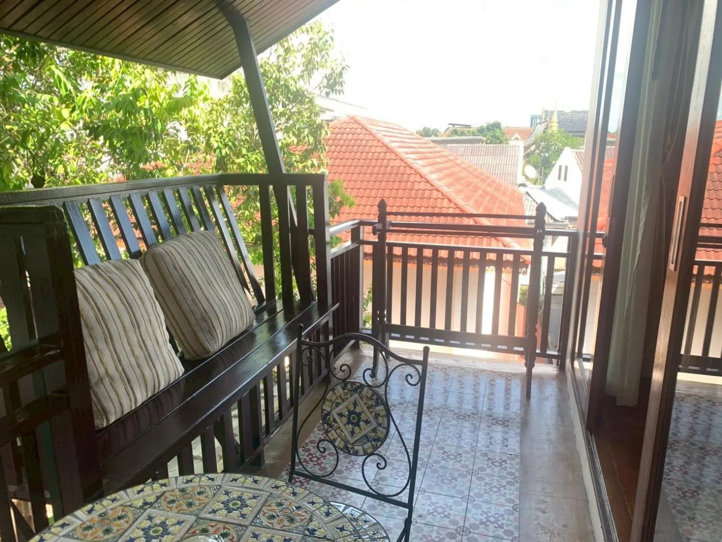 Balcony/Terrace in Baan Huenphen Boutique Hotel