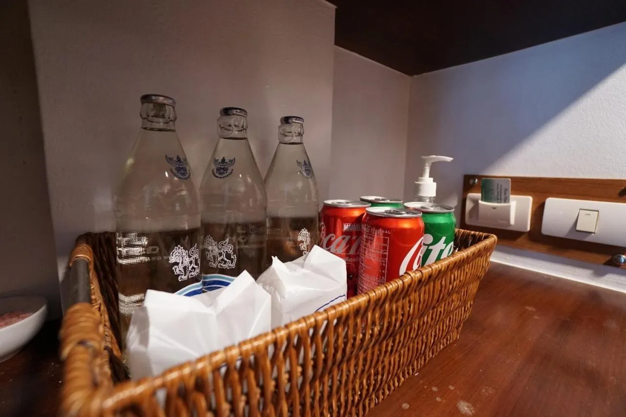 Food and drinks in Baan Huenphen Boutique Hotel