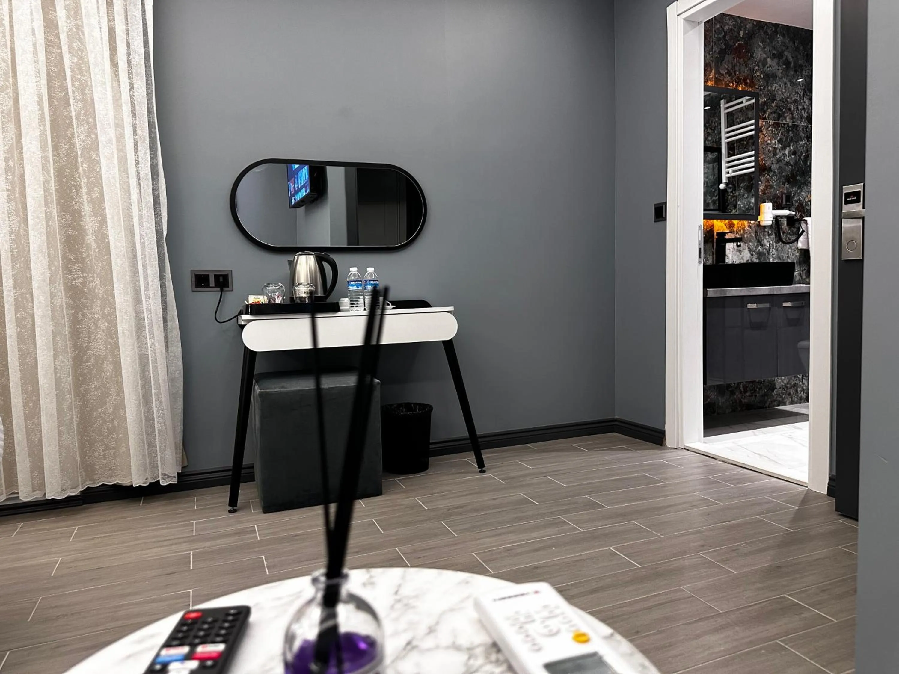 Kitchen or kitchenette in Blue Moonrise Hotel