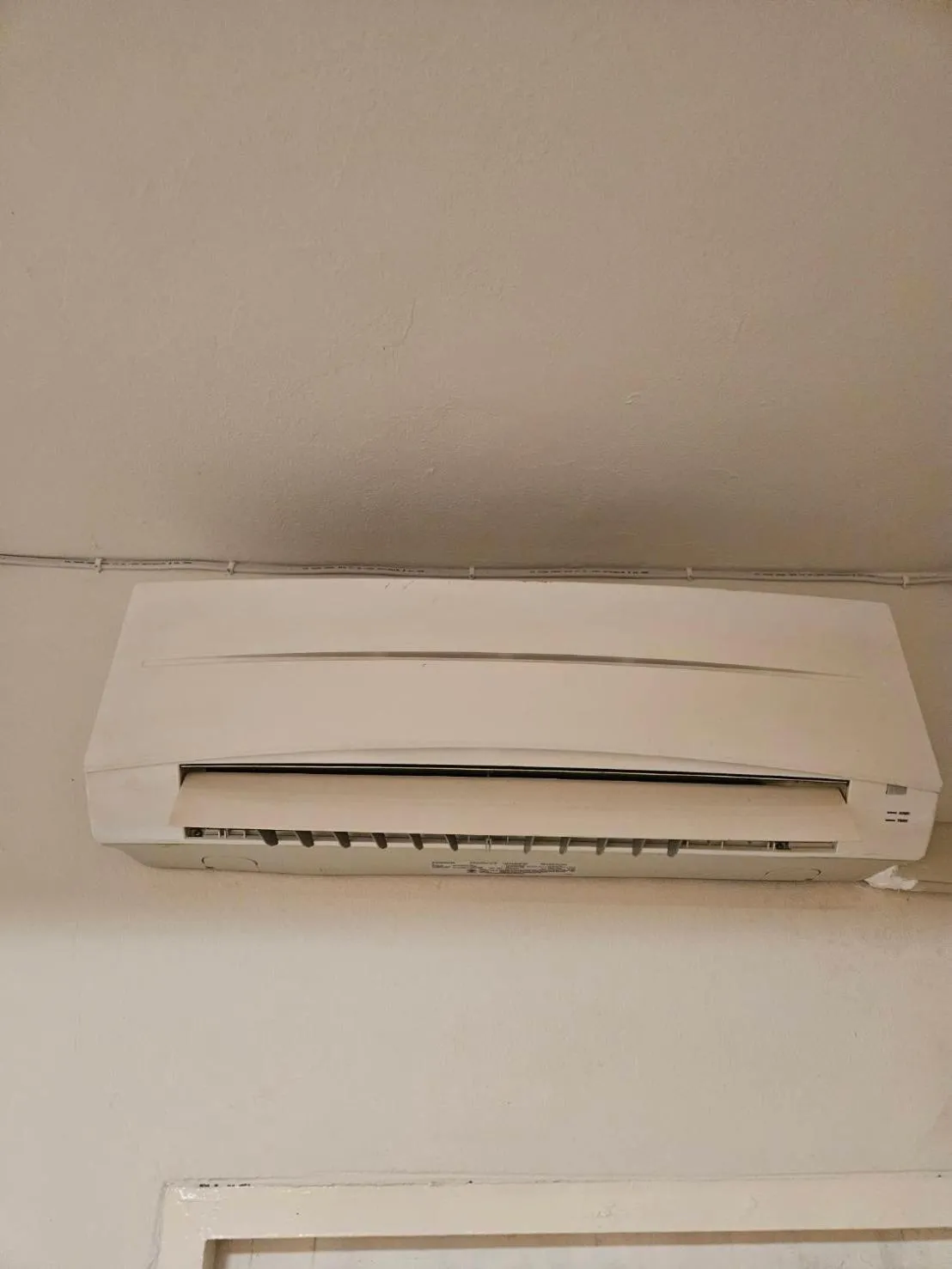 air conditioner in Hommie by De-A-Ga