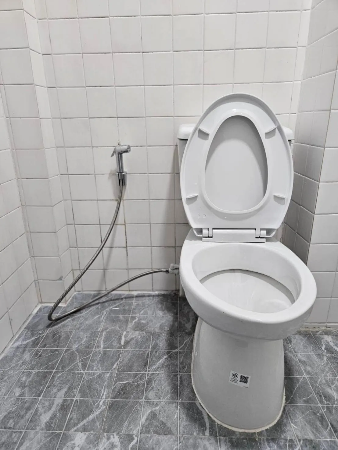 Toilet in Hommie by De-A-Ga