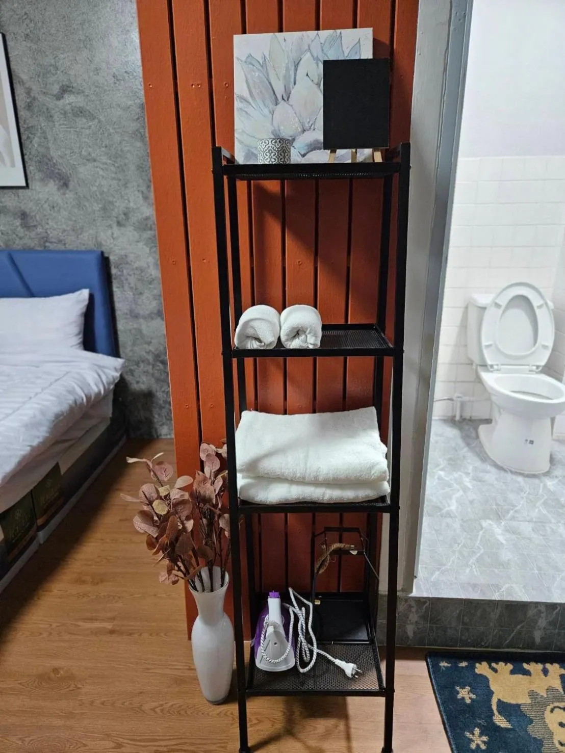 Bathroom, Bed in Hommie by De-A-Ga