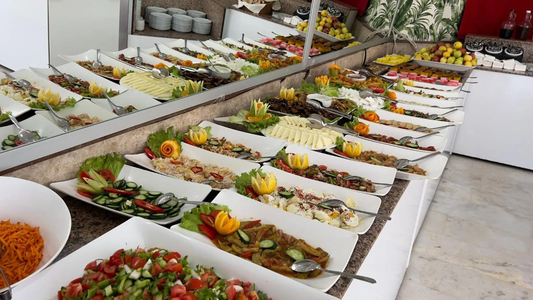 Food and drinks in KLEOPATRA SUNLIGHT HOTEL