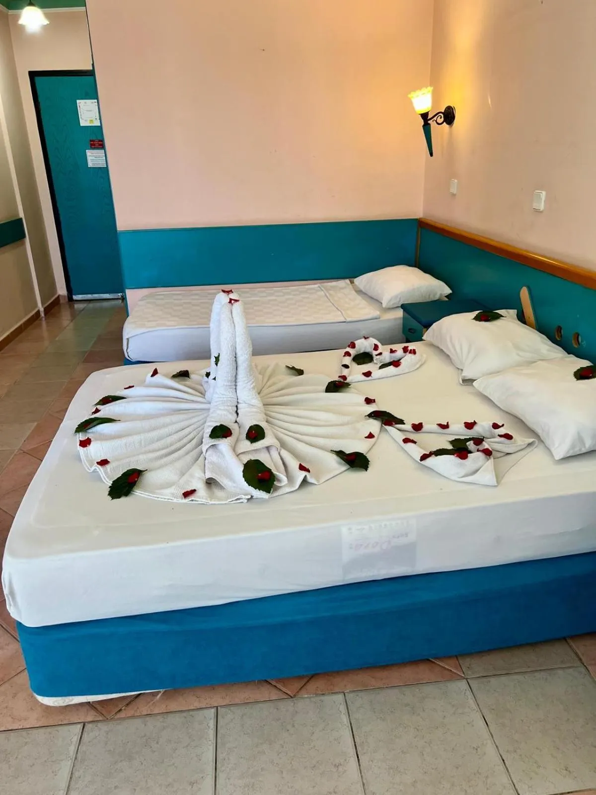 Bed in KLEOPATRA SUNLIGHT HOTEL